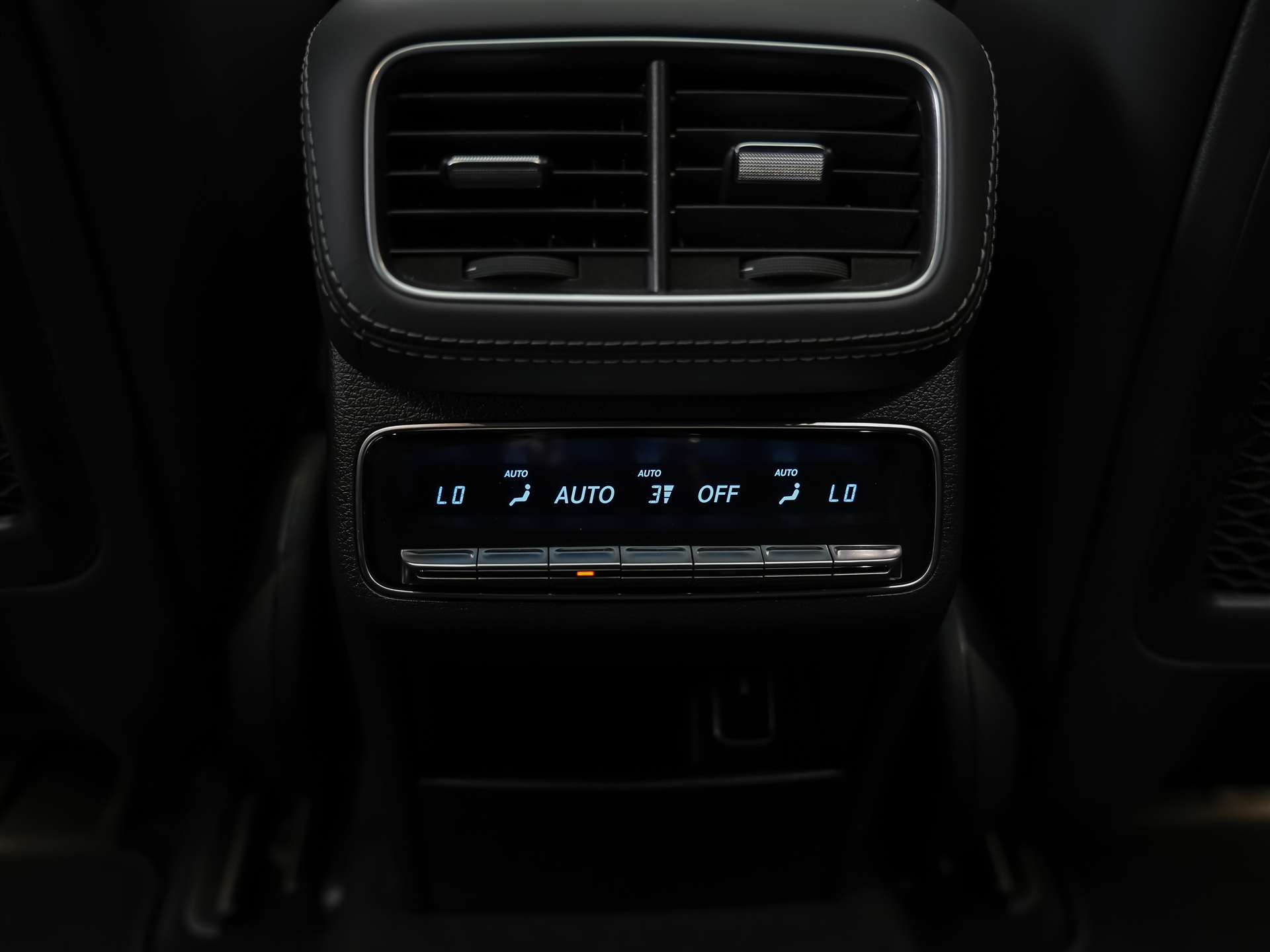 MERCEDES-BENZ GLE Coupé 63 S AMG 4Matic+ Speedshift *Massage*Sitzlüftung*Panorama*-image-16