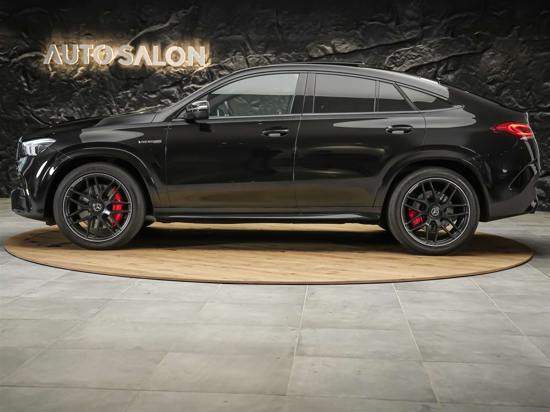 MERCEDES-BENZ GLE Coupé 63 S AMG 4Matic+ Speedshift *Massage*Sitzlüftung*Panorama*-showroom-element-1