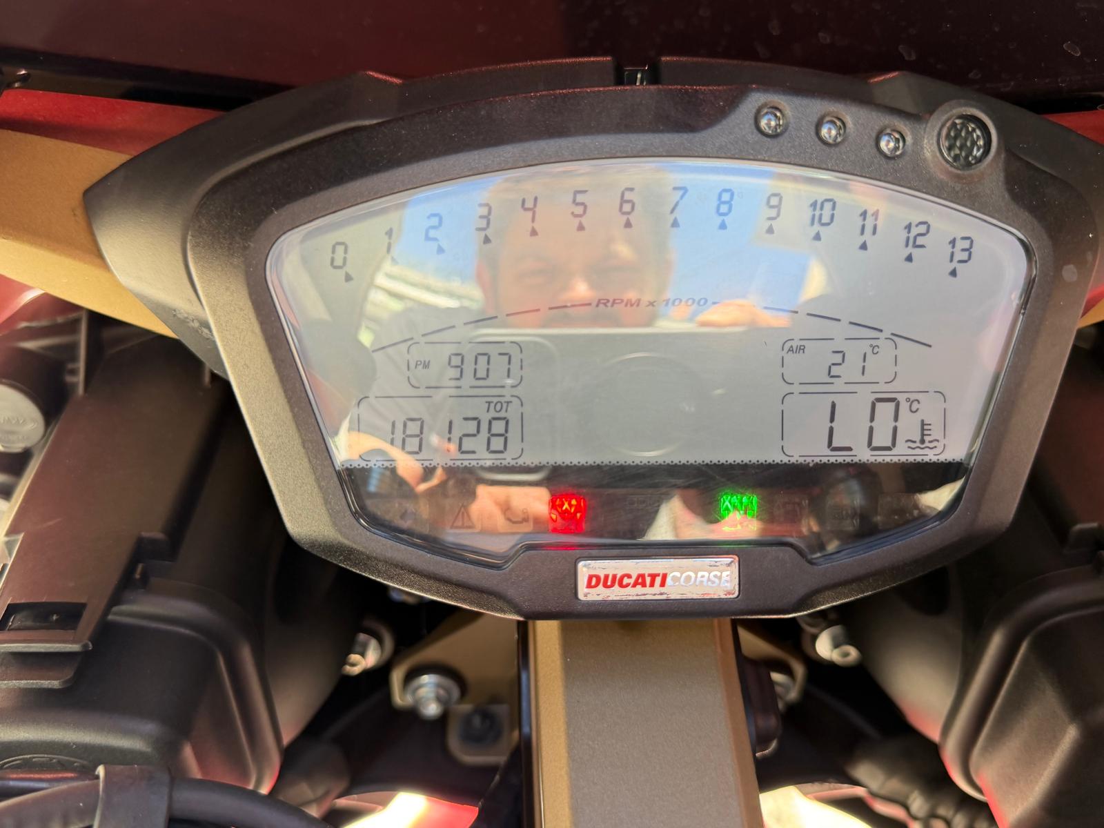 DUCATI 848 Superbike-image-12