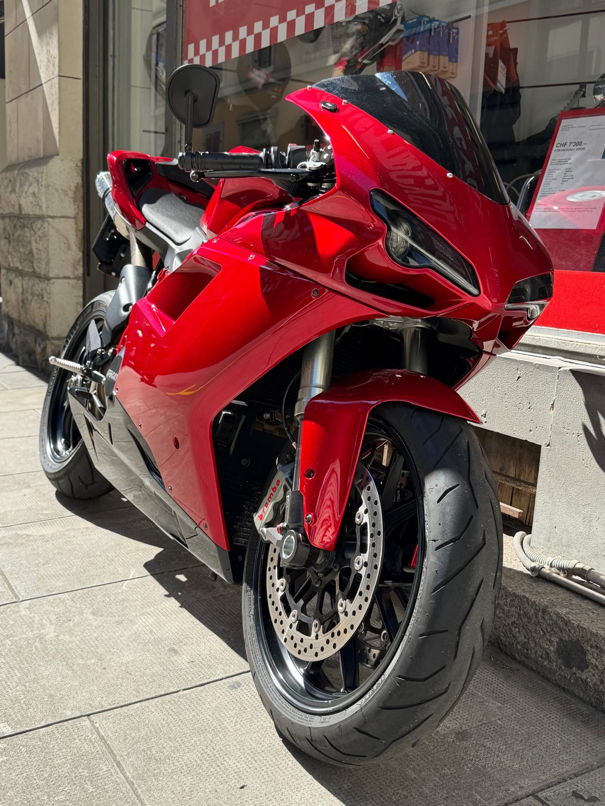 DUCATI 848 Superbike-image-1