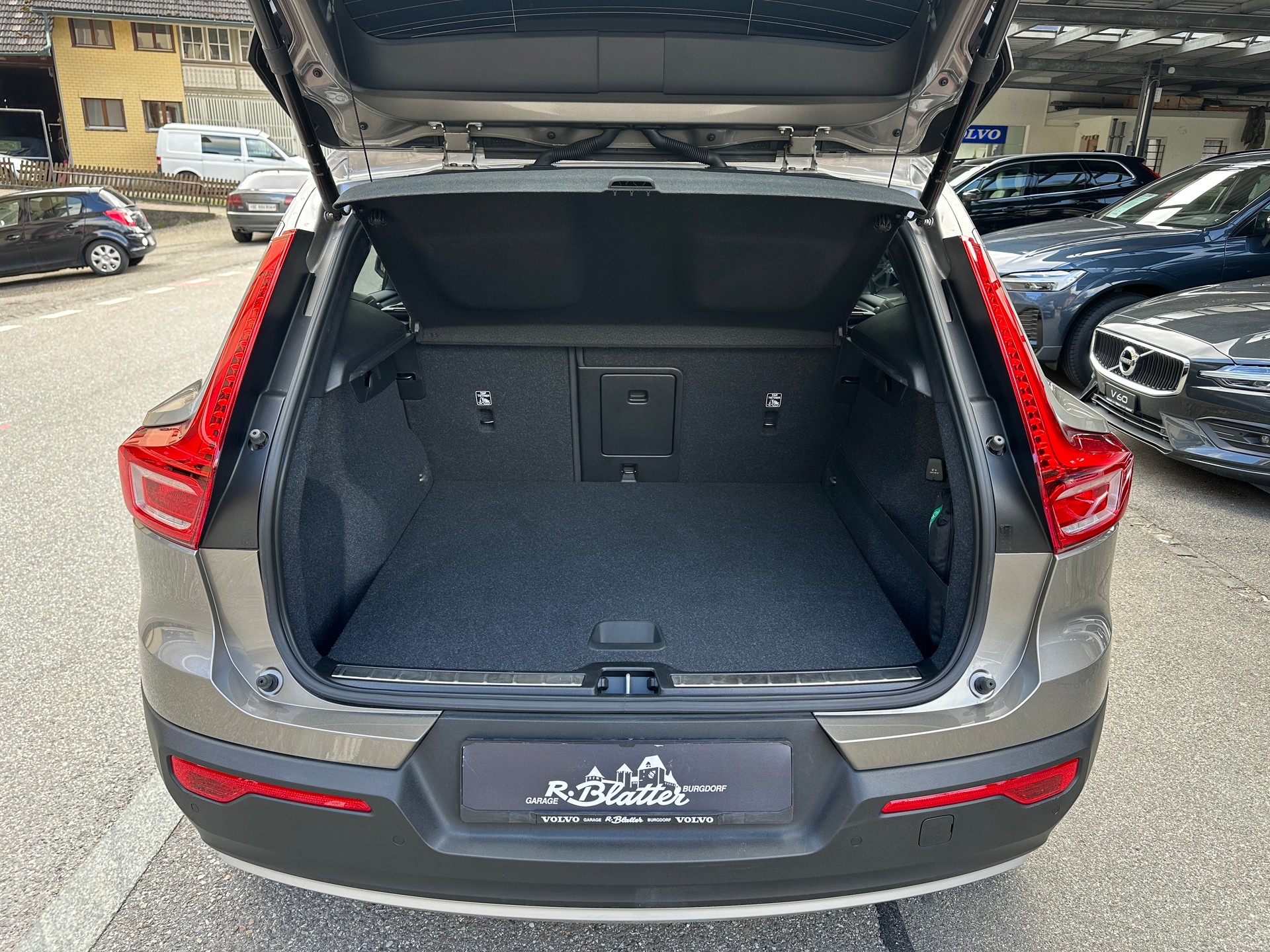 VOLVO XC40 T5 TwE Inscription DCT-image-14