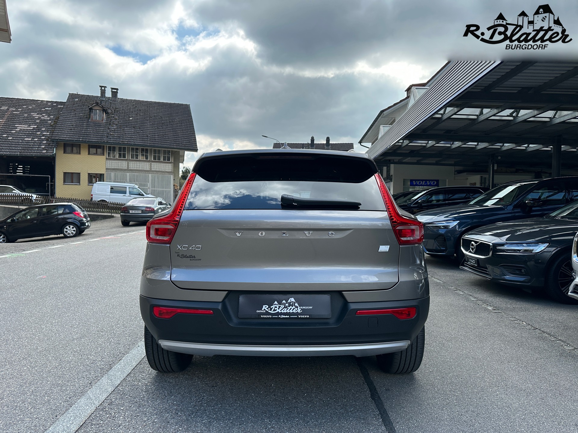 VOLVO XC40 T5 TwE Inscription DCT-image-4