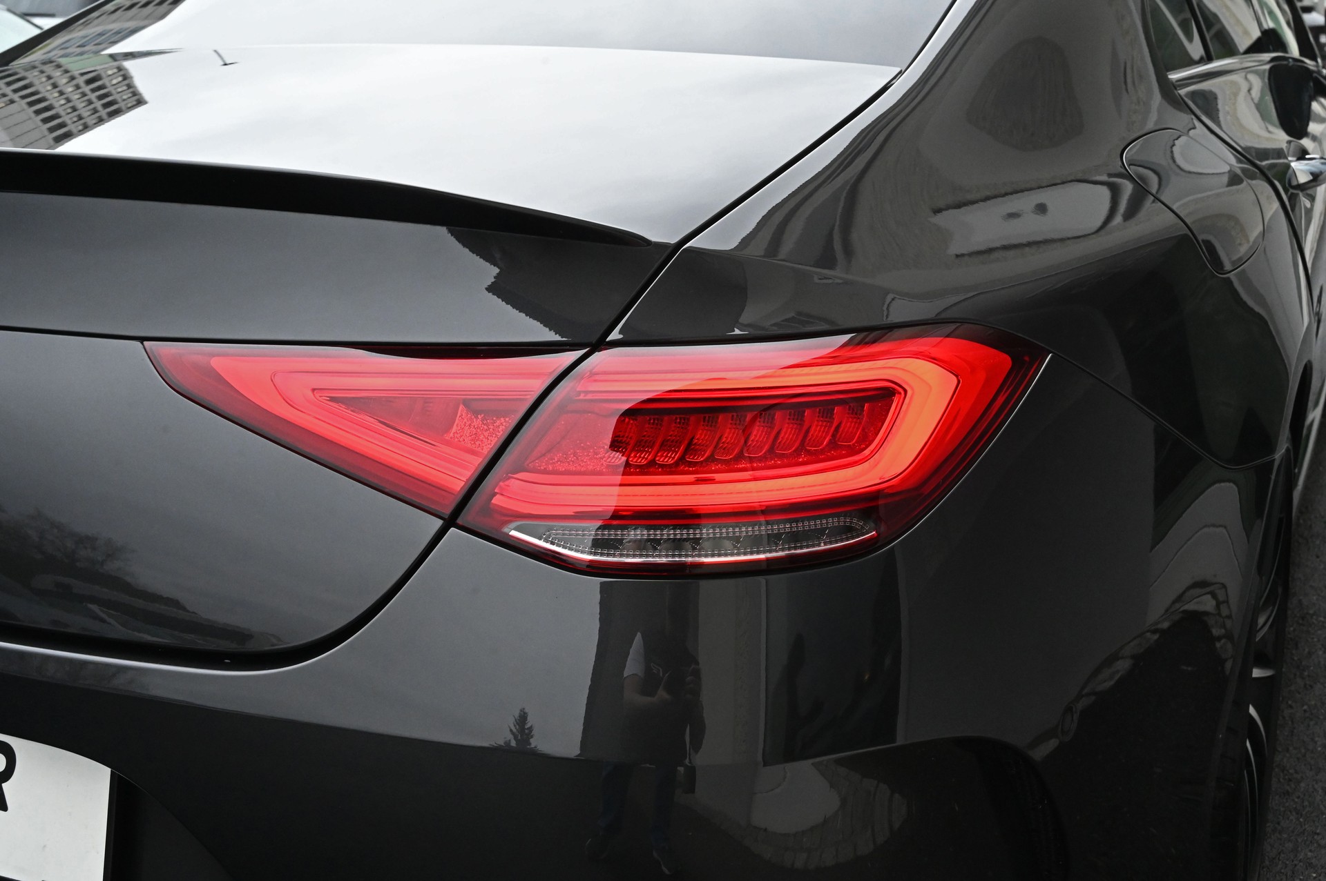 MERCEDES-BENZ CLS 450 4Matic AMG Line 9G-Tronic-image-7