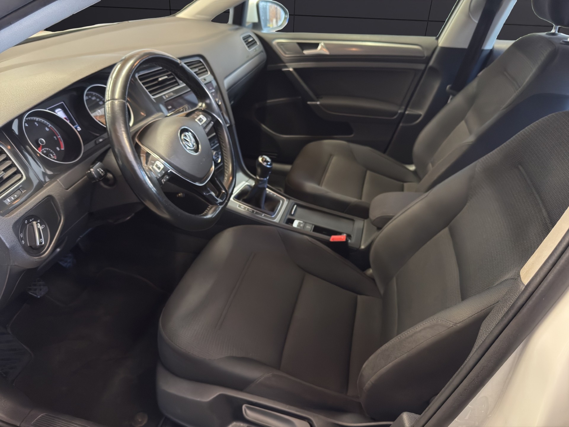 VW Golf 7 Facelift 1.4 TSI-image-9
