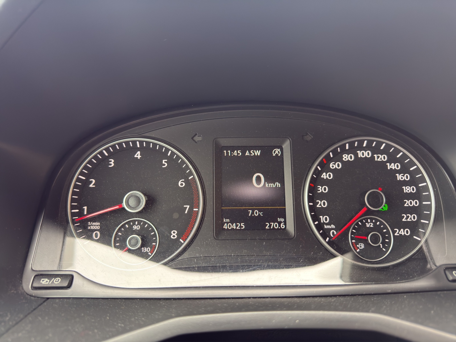 VW Caddy 1.4 TSI Trendline-image-8