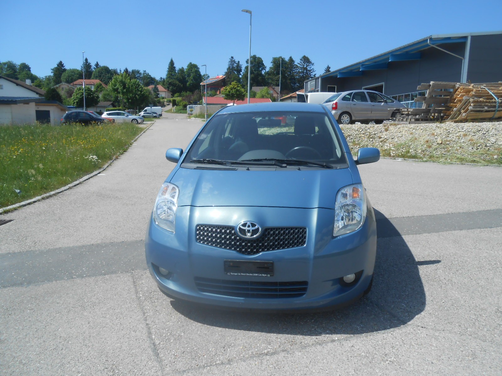 TOYOTA Yaris 1.3 Linea Sol-image-1