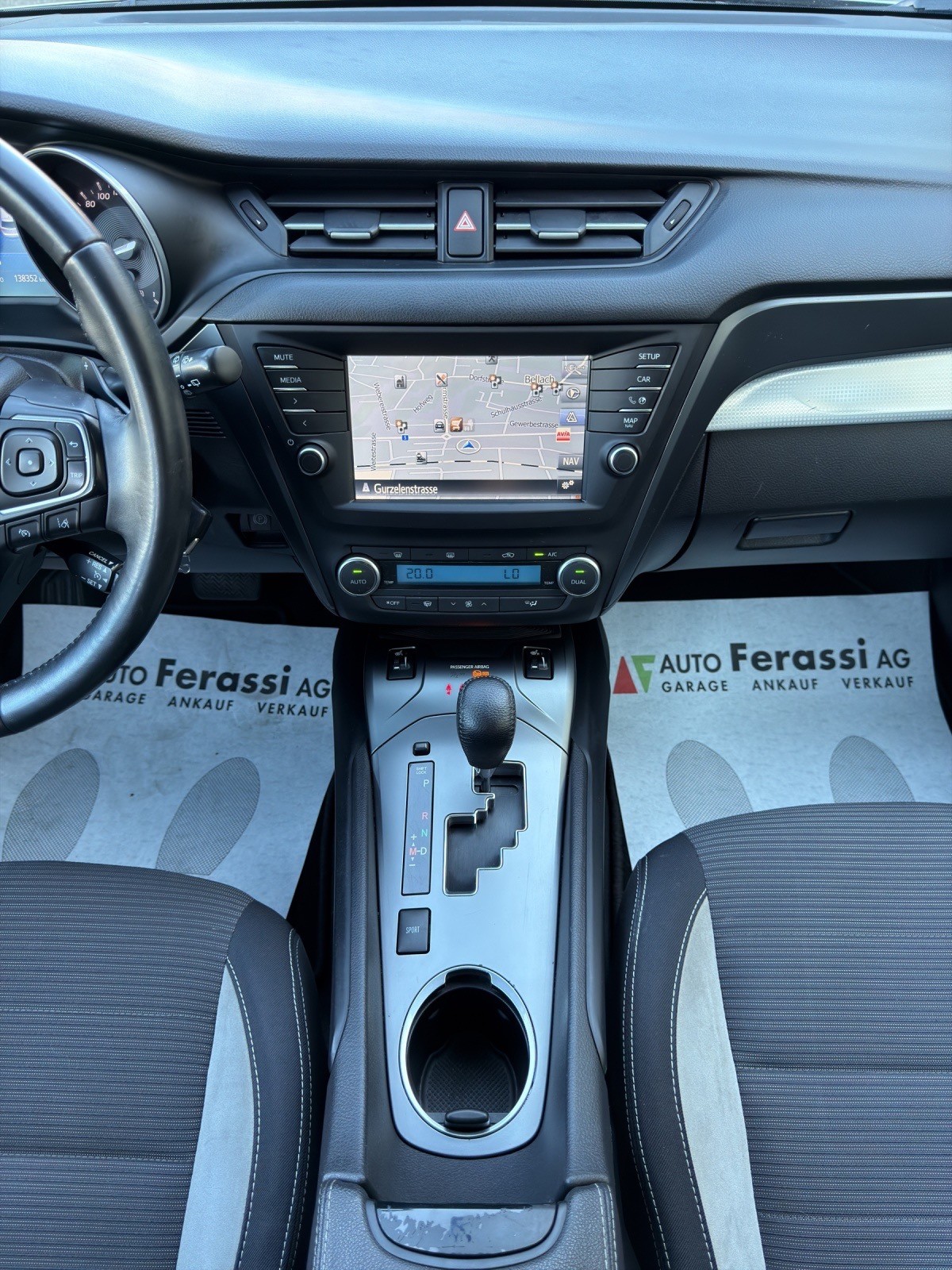 TOYOTA Avensis Touring Sports 2.0 Swiss Trend Mdr.S-image-20