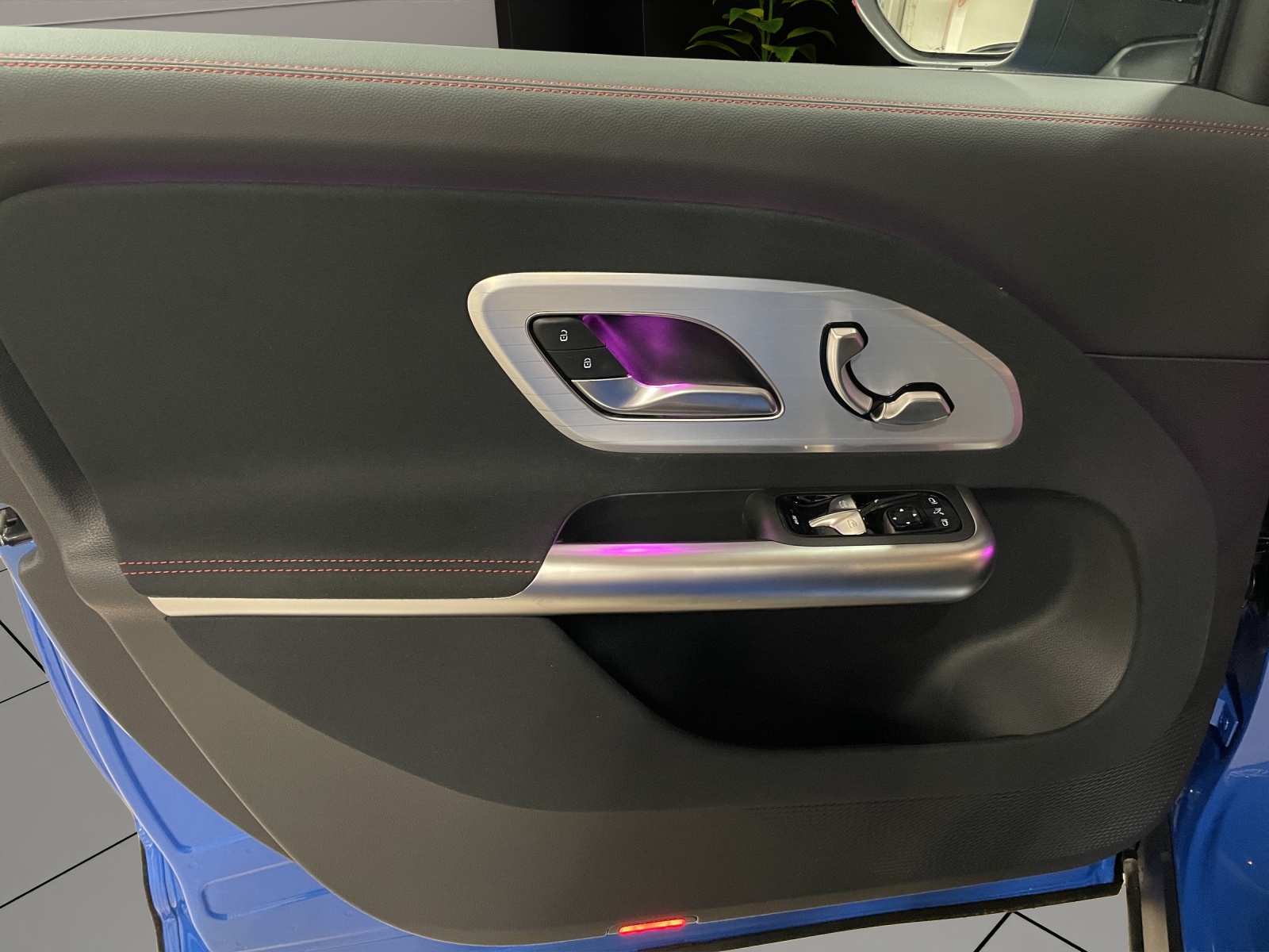 MERCEDES-BENZ GLB 350 4Matic EQ-image-10