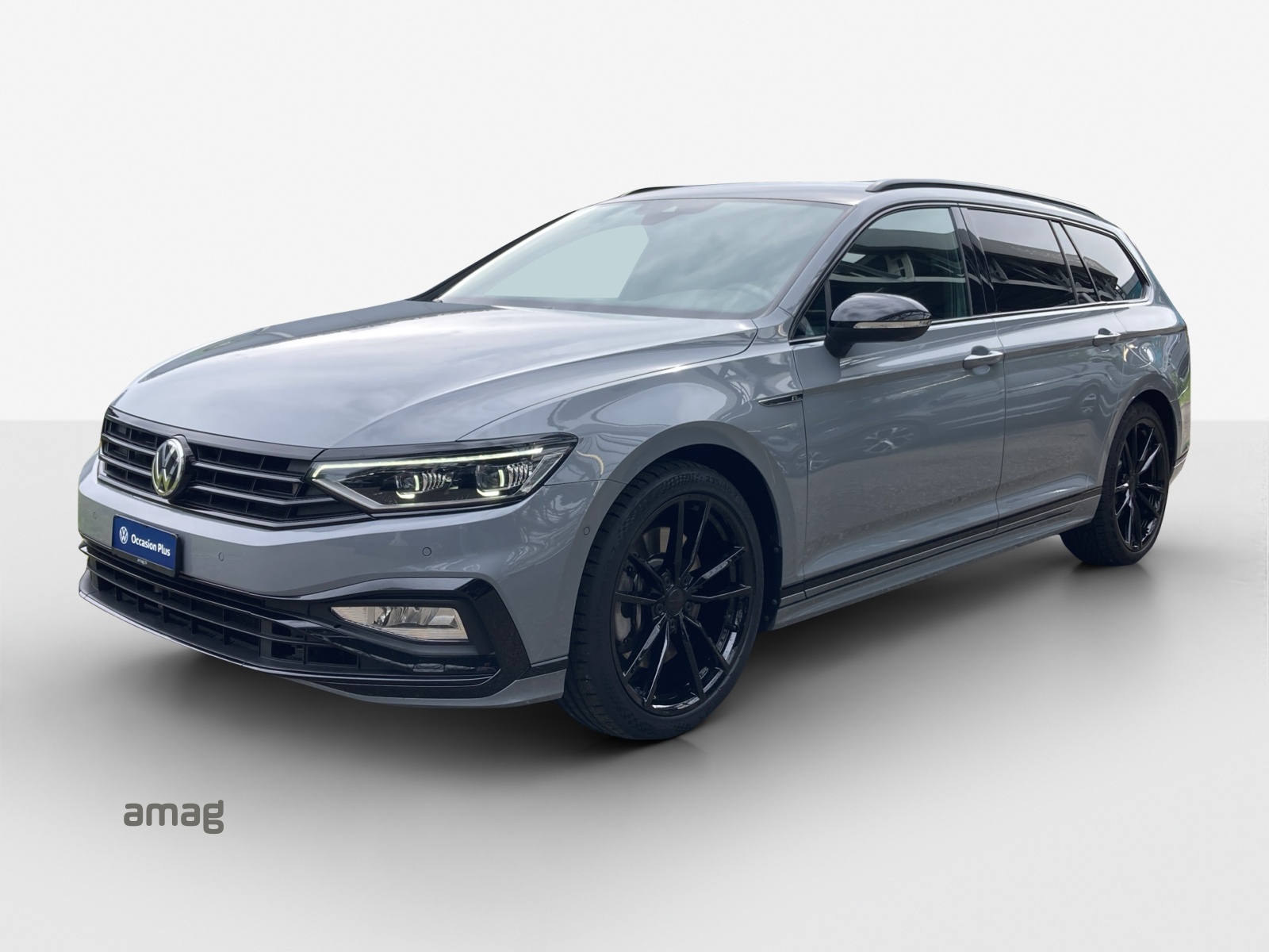 VW Passat Variant 2.0 TSI R-Line Edition 4Motion DSG-image-0