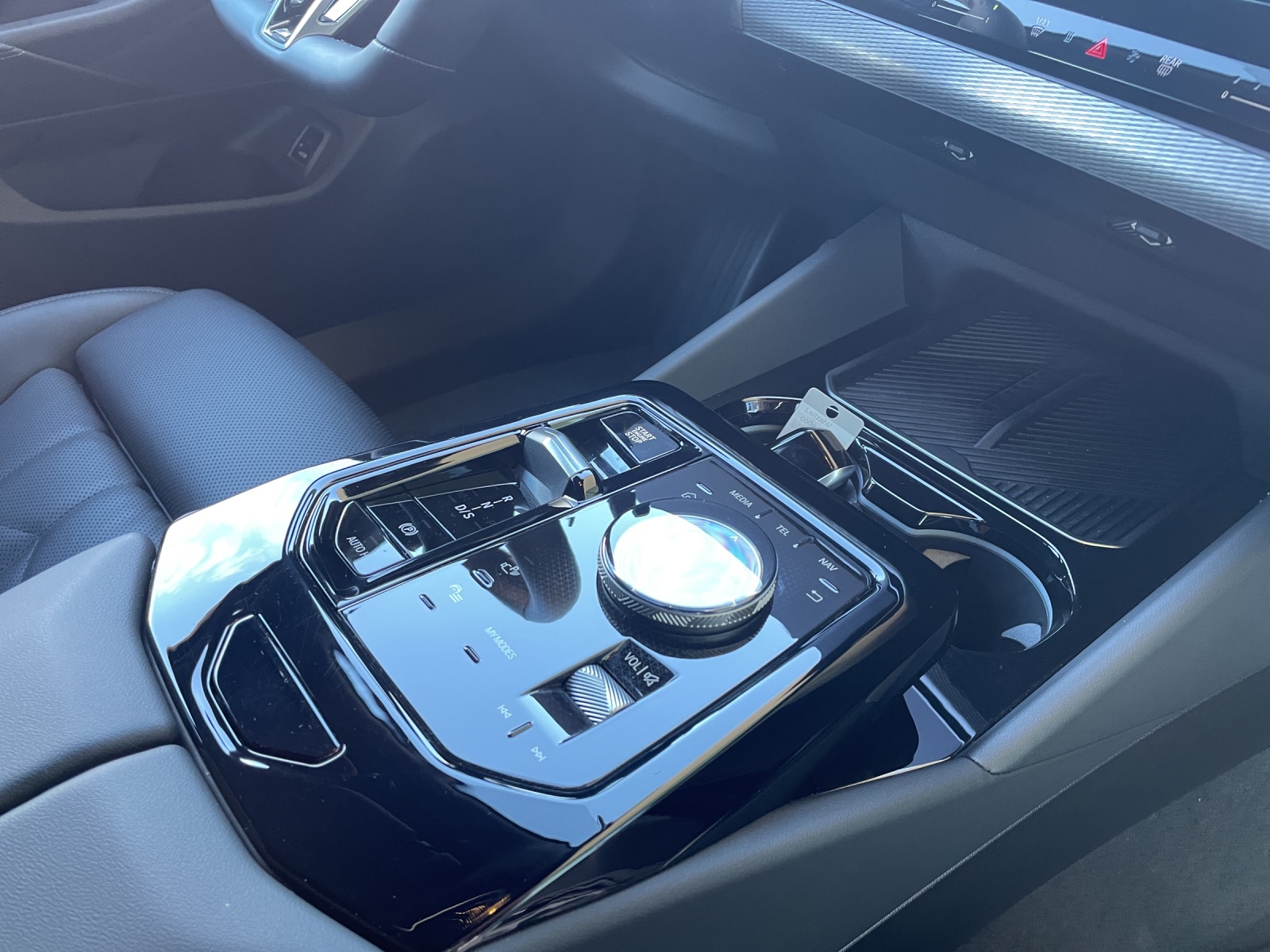 BMW 520d xDr 48V Tour M Sport-image-17