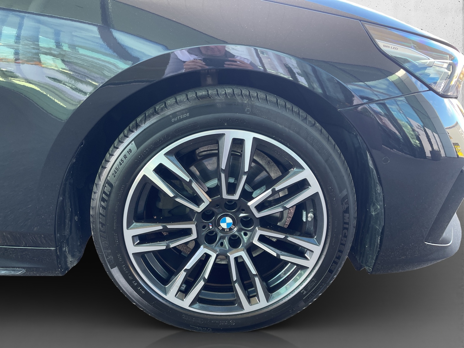 BMW 520d xDr 48V Tour M Sport-image-8