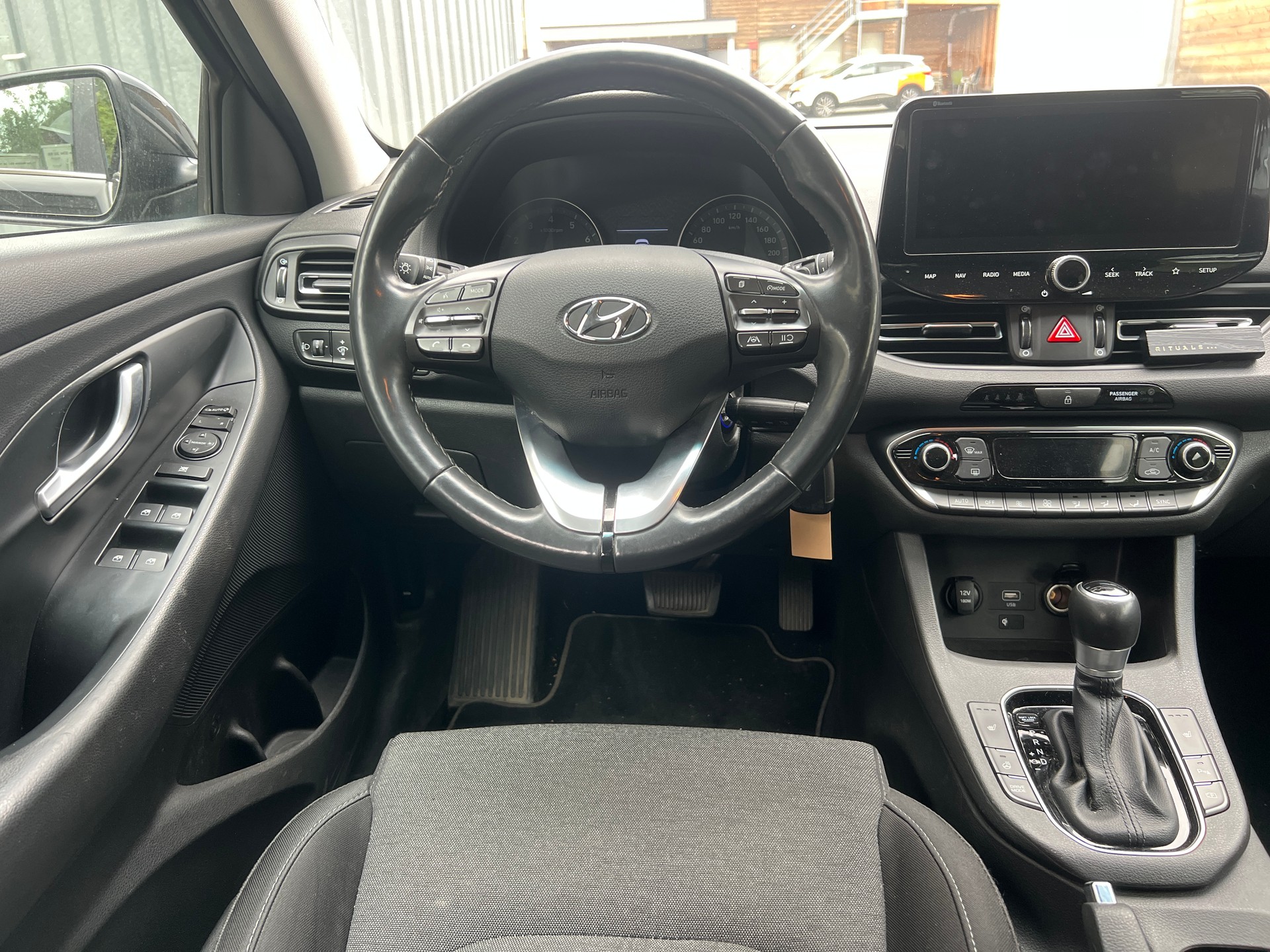 HYUNDAI Wagon 1.5 T-GDi 48V MH DCT-image-3