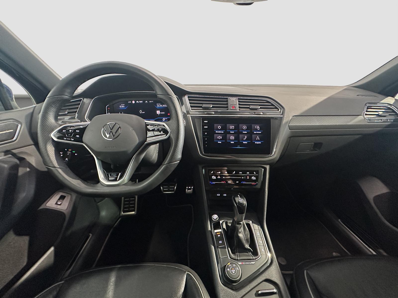 VW Tiguan 2.0TSI R-Line 4Motion DSG-image-12