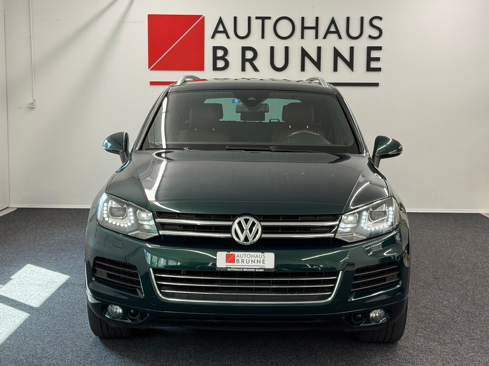 VW Touareg 3.0 TDI BMT EXCLUSIVE Tiptronic-showroom-element-1
