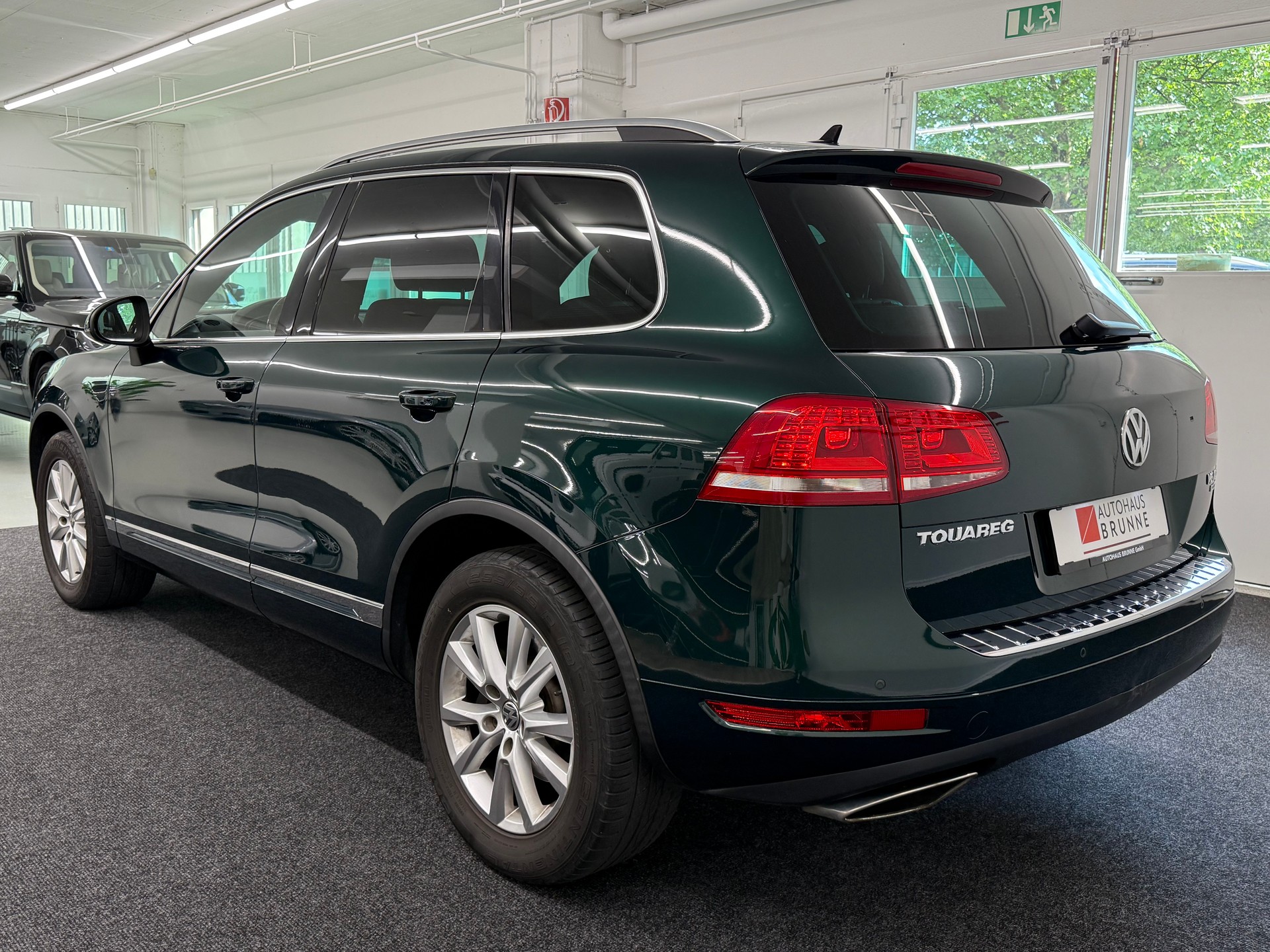 VW Touareg 3.0 TDI BMT EXCLUSIVE Tiptronic-image-6