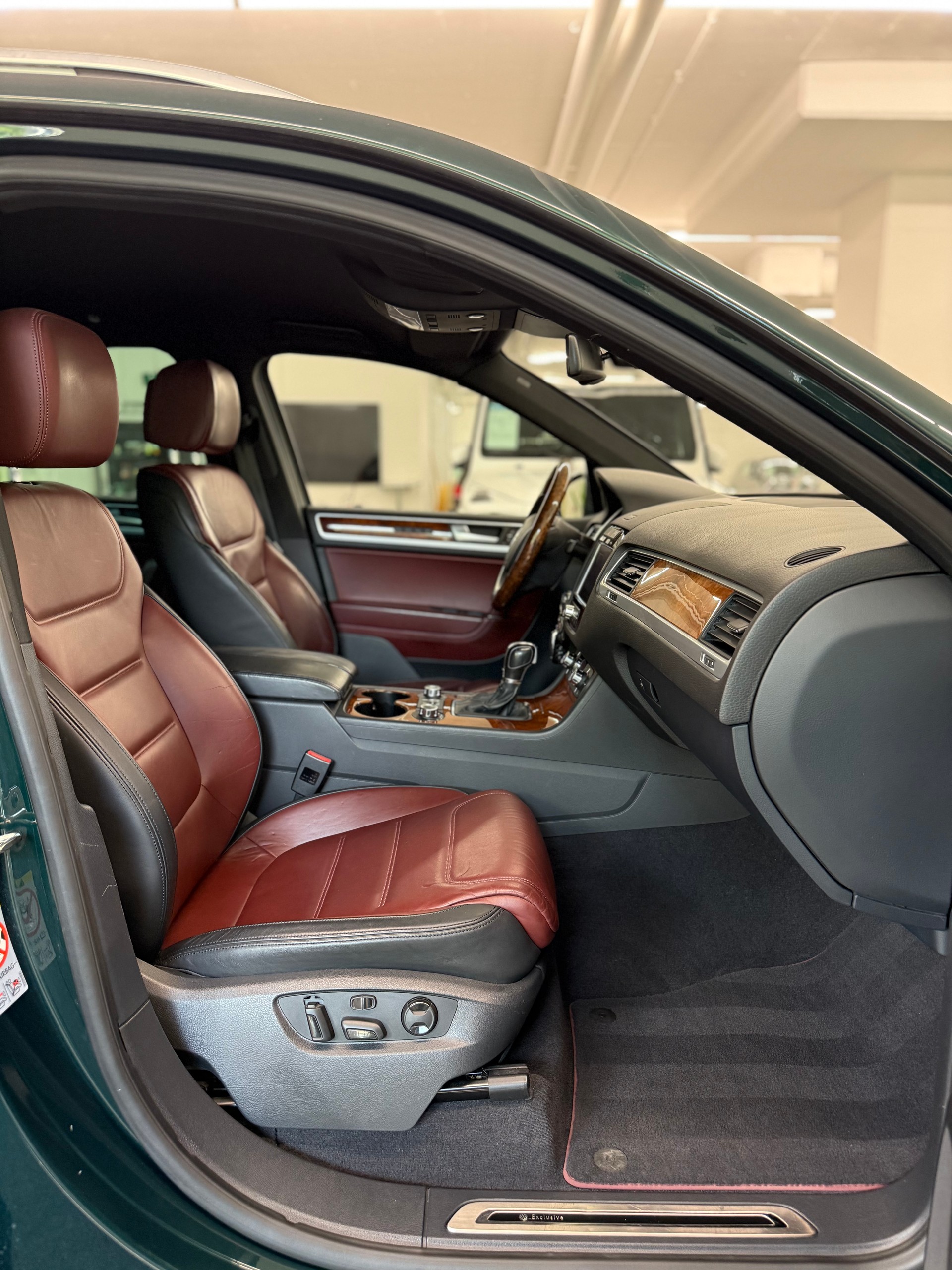 VW Touareg 3.0 TDI BMT EXCLUSIVE Tiptronic-image-22