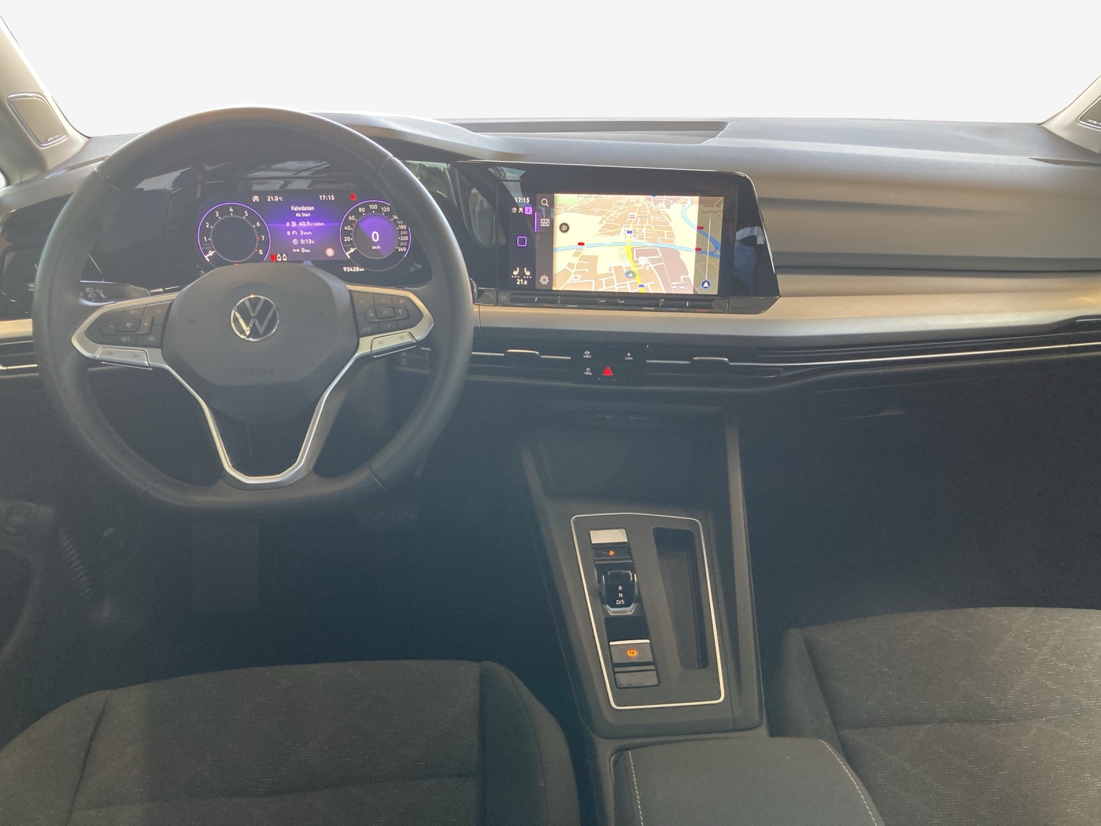 VW Golf Variant 1.5 eTSI mHEV Life-image-8