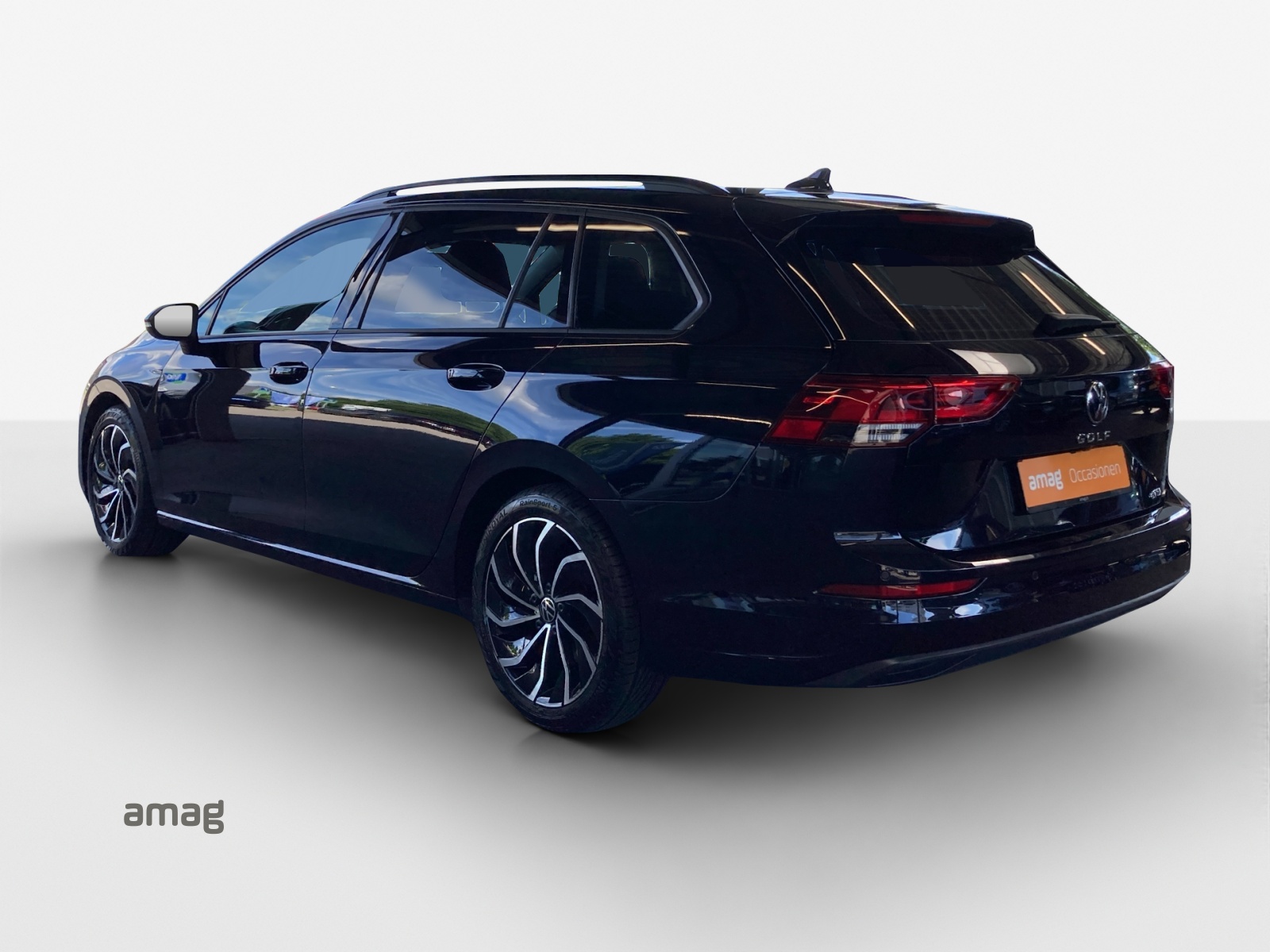 VW Golf Variant 1.5 eTSI mHEV Life-showroom-element-2