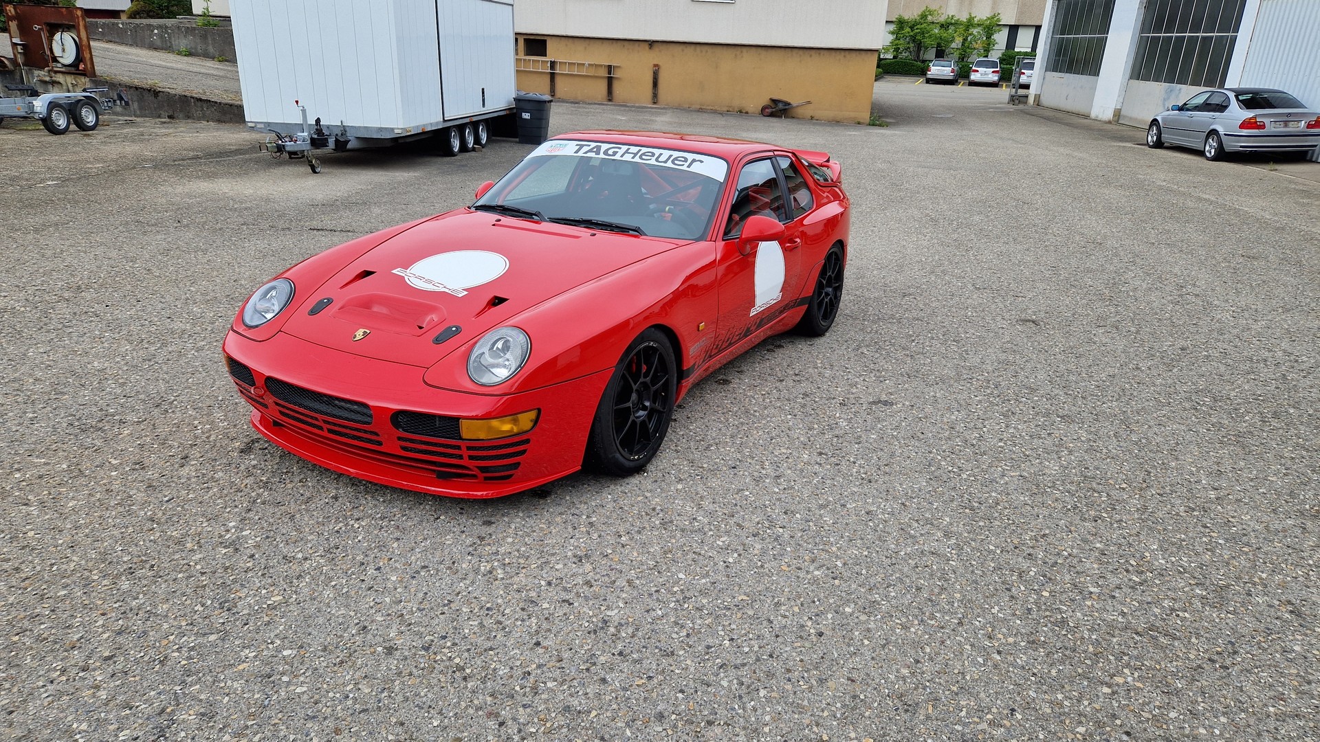 PORSCHE 968-image-1
