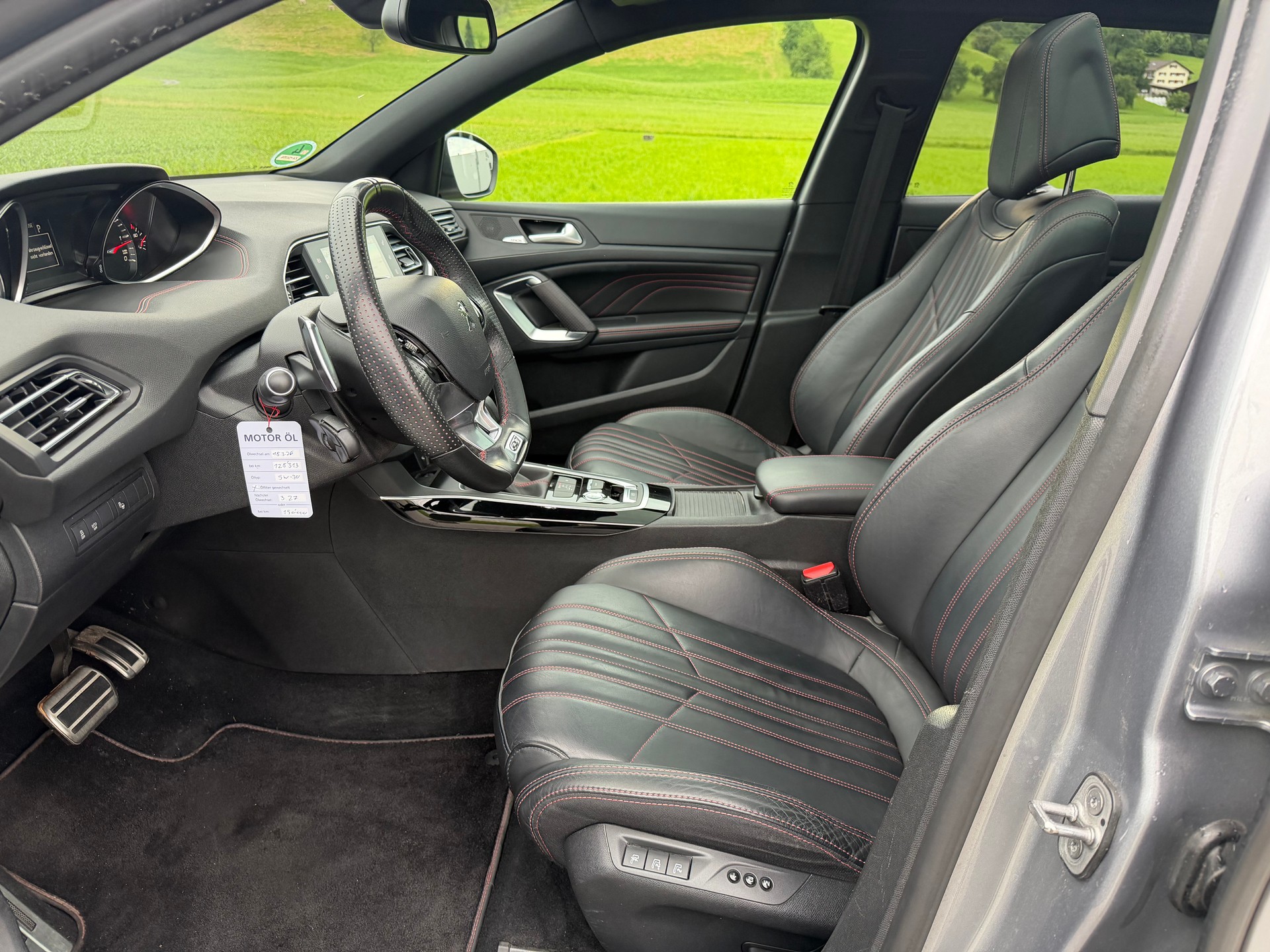 PEUGEOT 308 SW 2.0 BlueHDI GT Automatic-image-7