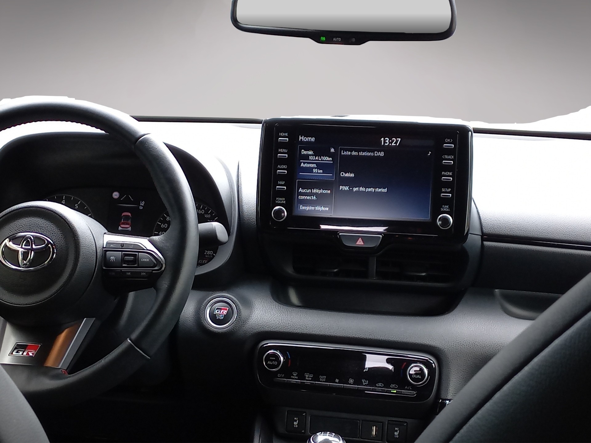 TOYOTA Yaris 1.6 GR Sport-image-11