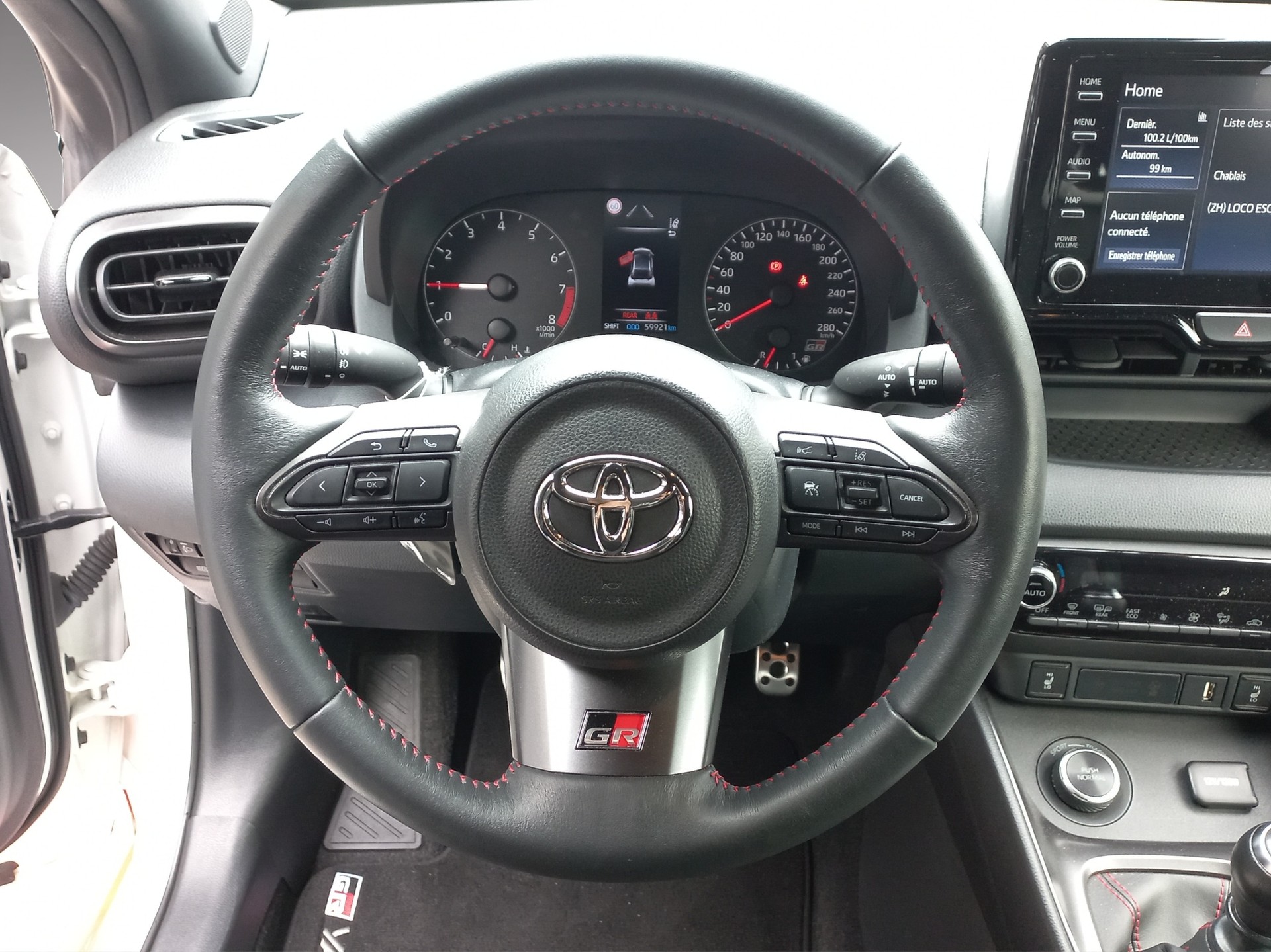 TOYOTA Yaris 1.6 GR Sport-image-6