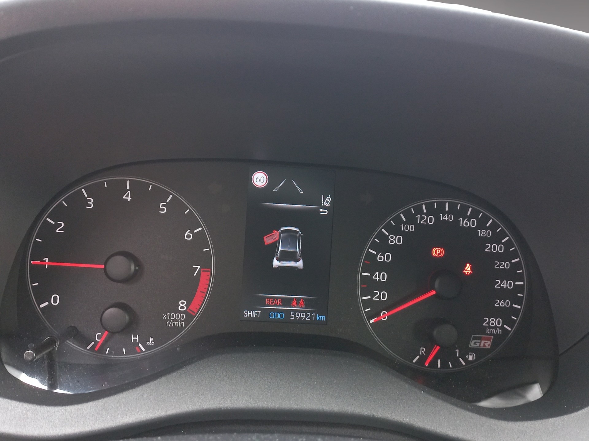 TOYOTA Yaris 1.6 GR Sport-image-7