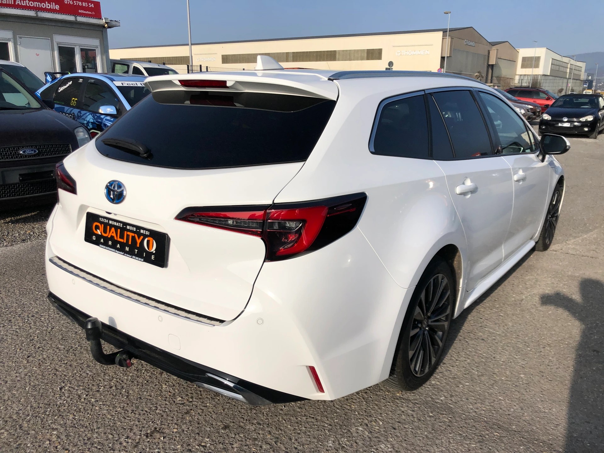 TOYOTA Corolla Touring Sports 2.0 HSD Trend e-CVT-showroom-element-3