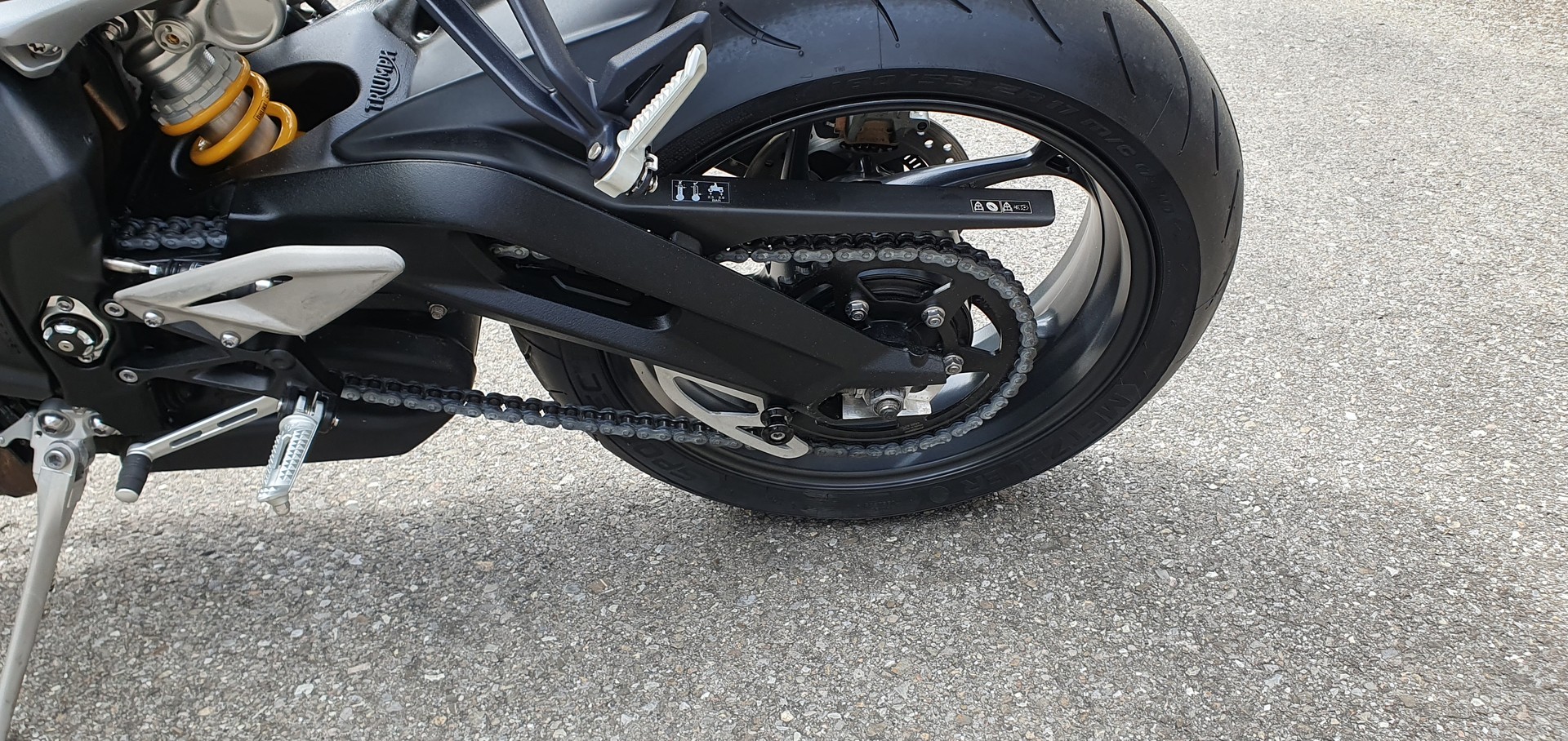 TRIUMPH Street Triple RS 765-image-2