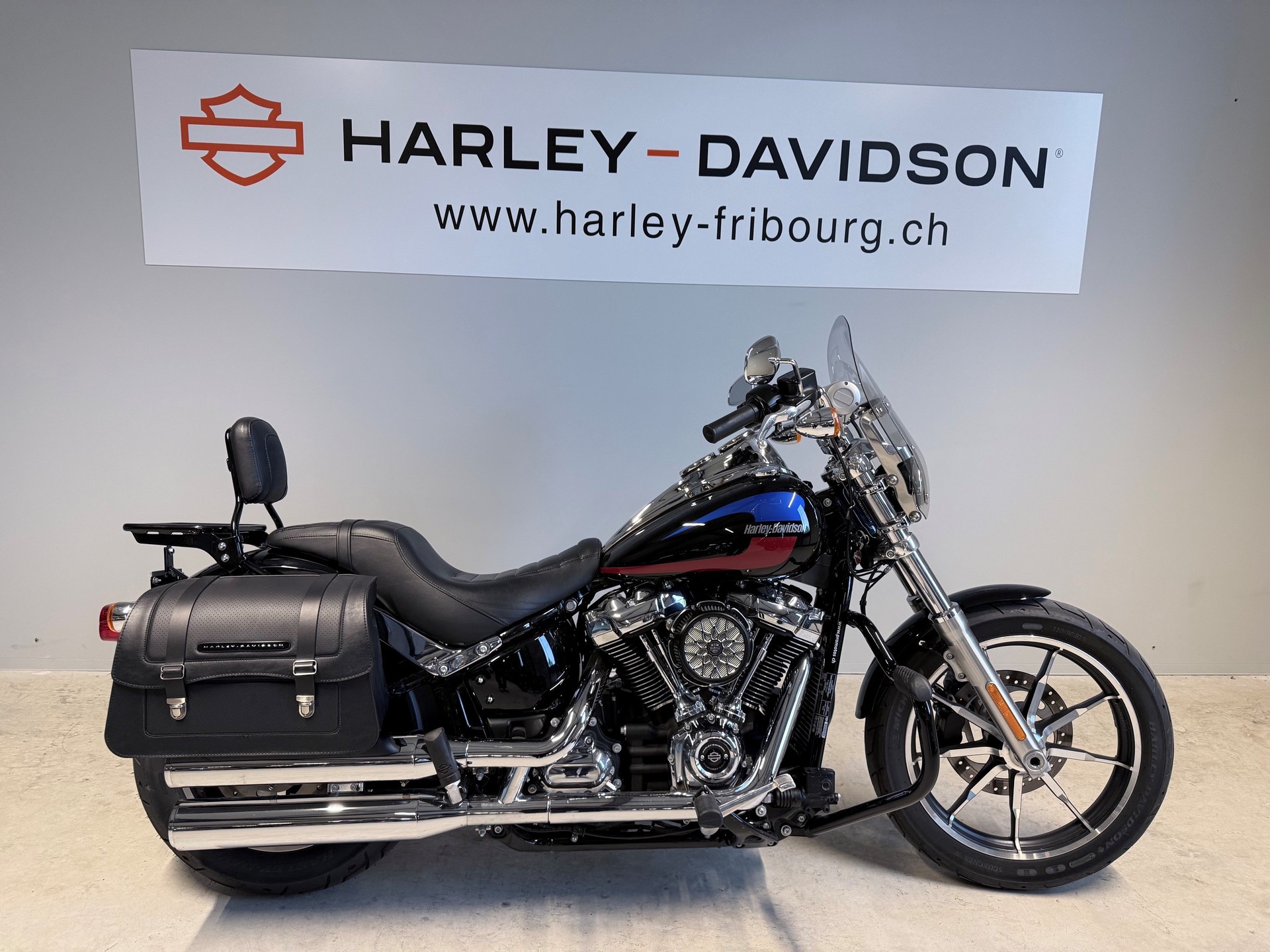HARLEY-DAVIDSON FXLR Low Rider 107 ABS-image-0