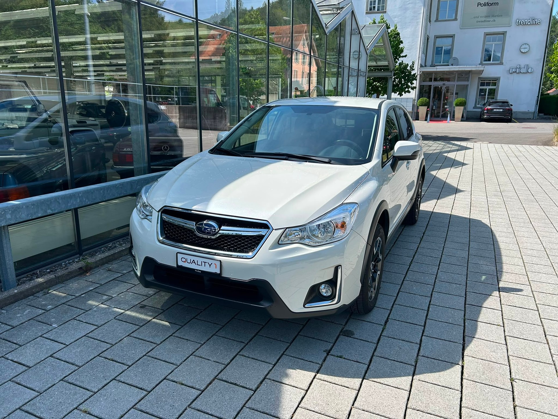 SUBARU XV 2.0 Swiss Two AWD CVT-showroom-element-1