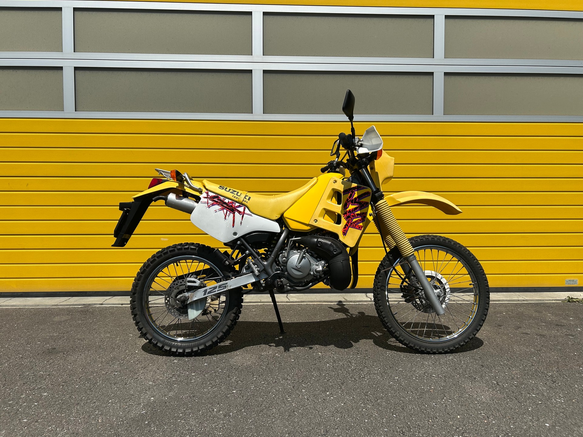 SUZUKI TS 125 R N-R-image-0