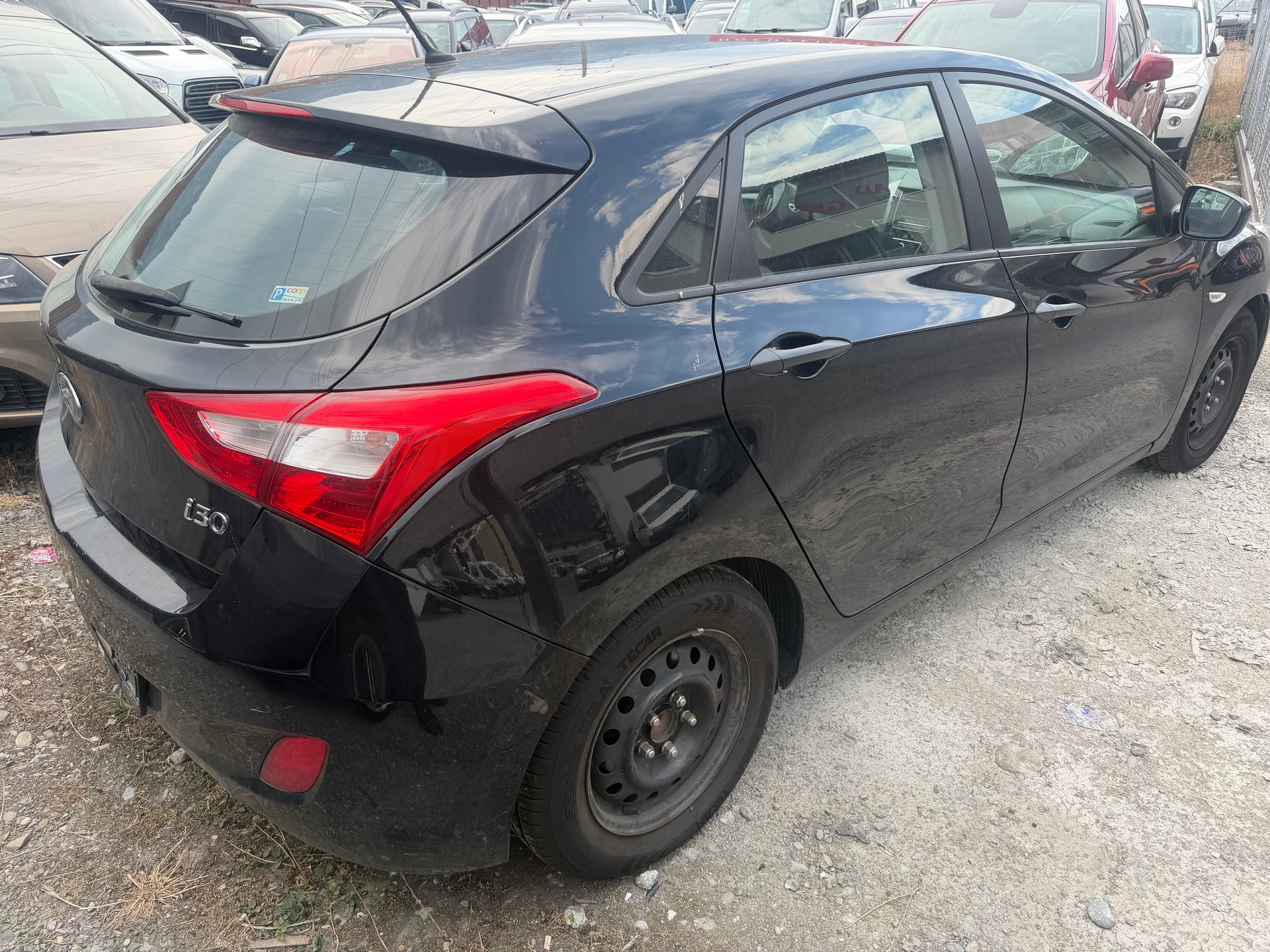 HYUNDAI i30 1.4 Pica-image-2