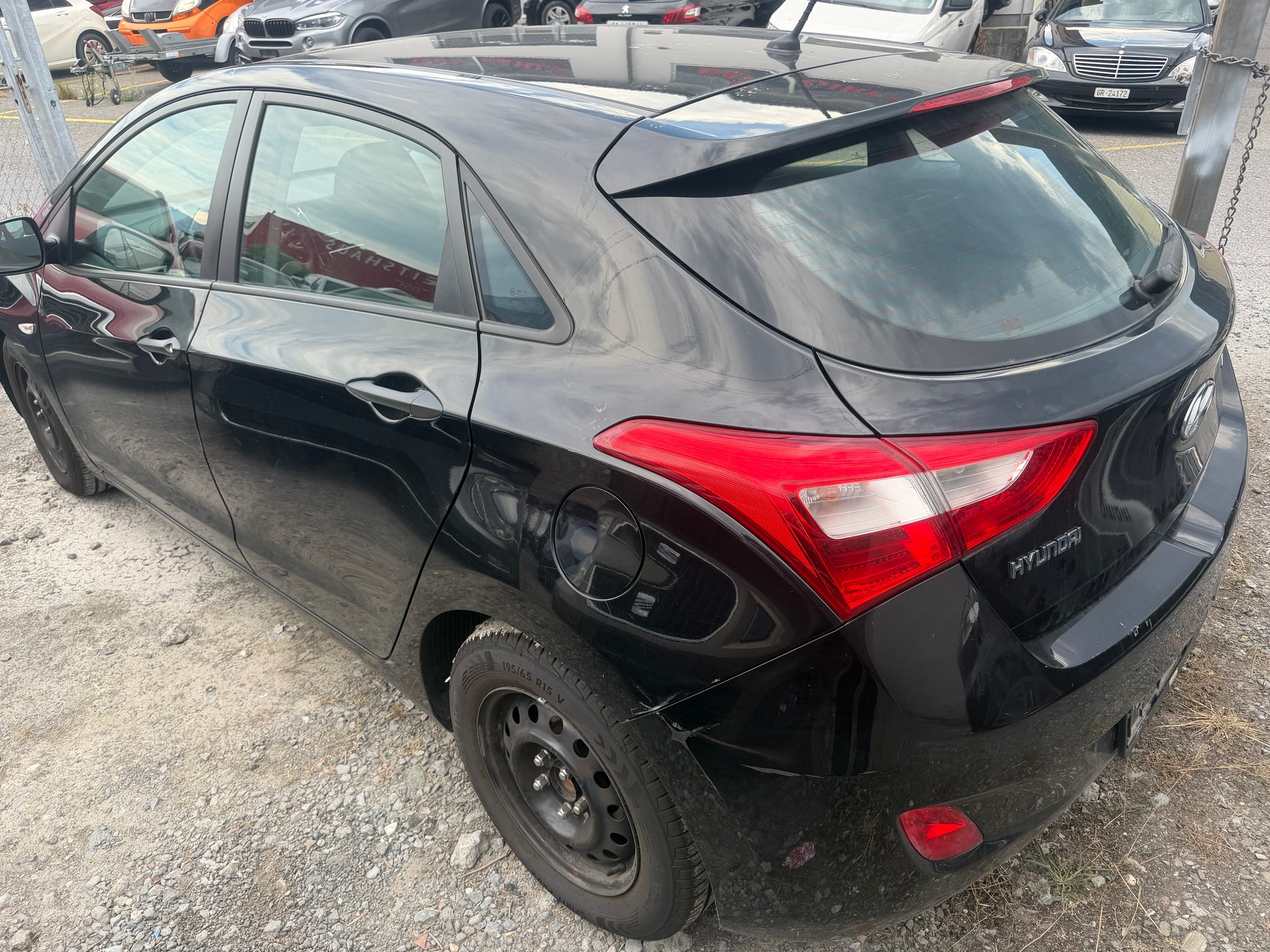 HYUNDAI i30 1.4 Pica-image-3