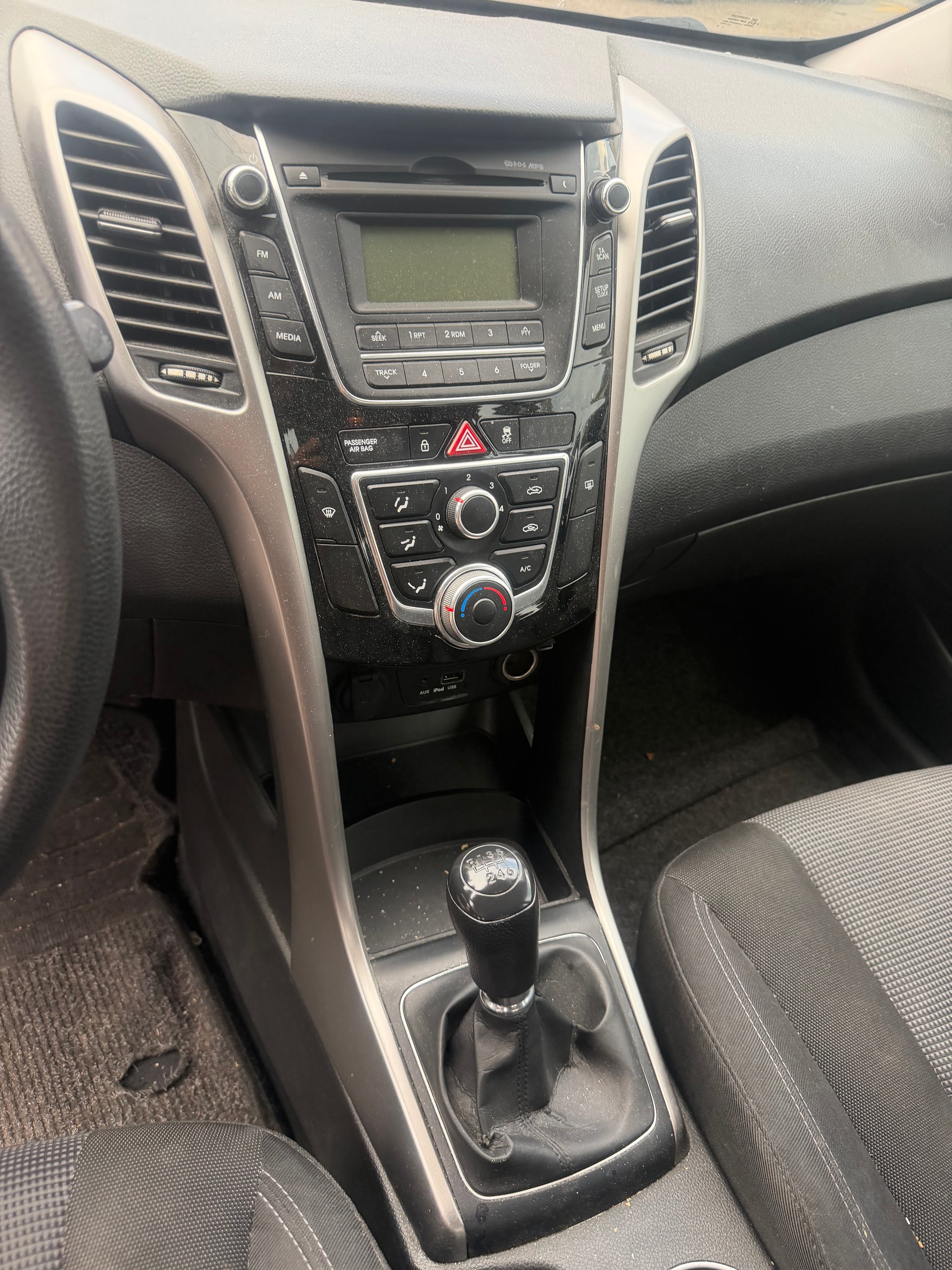 HYUNDAI i30 1.4 Pica-image-5