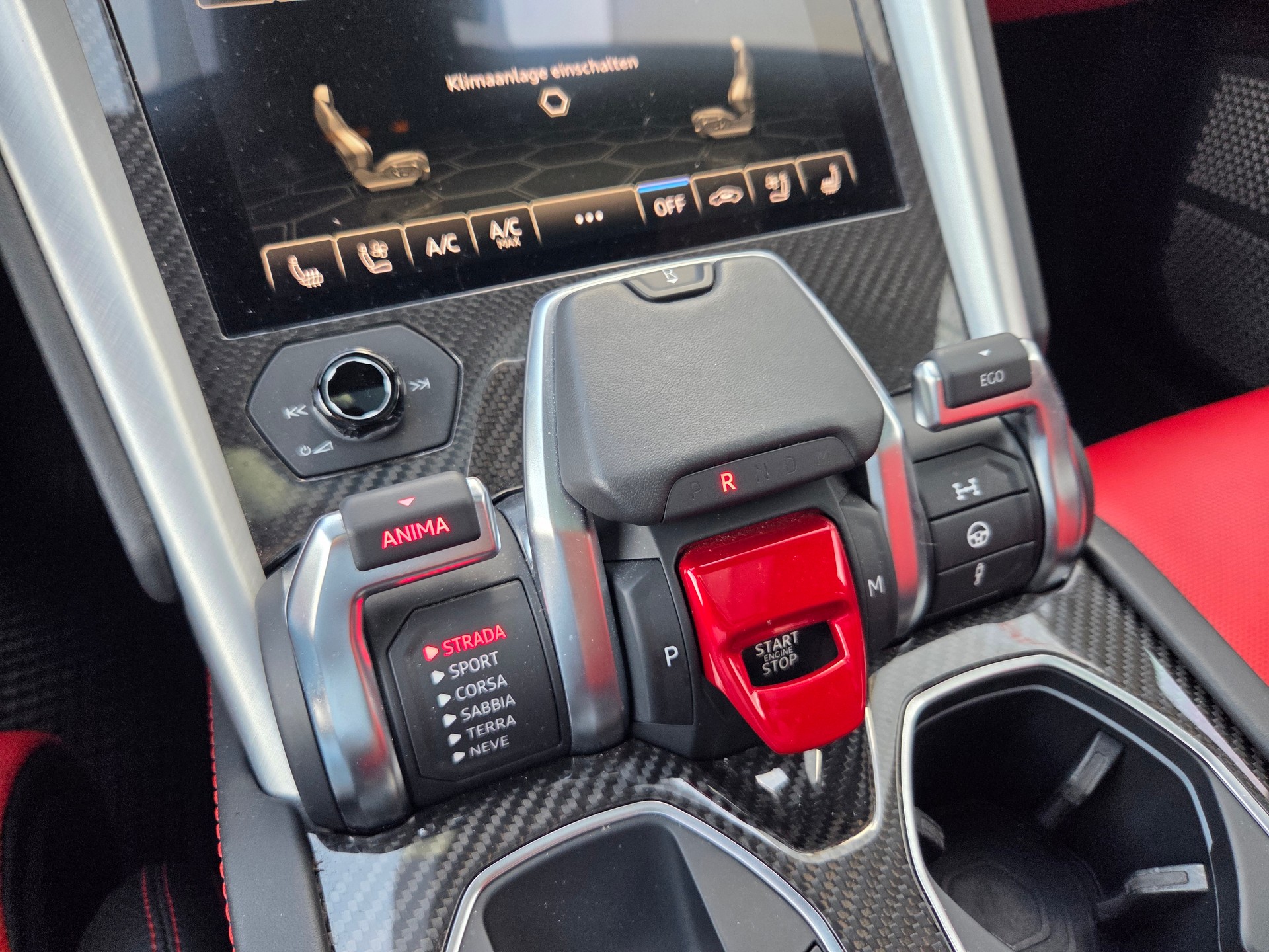 LAMBORGHINI Urus E-Gear-image-13