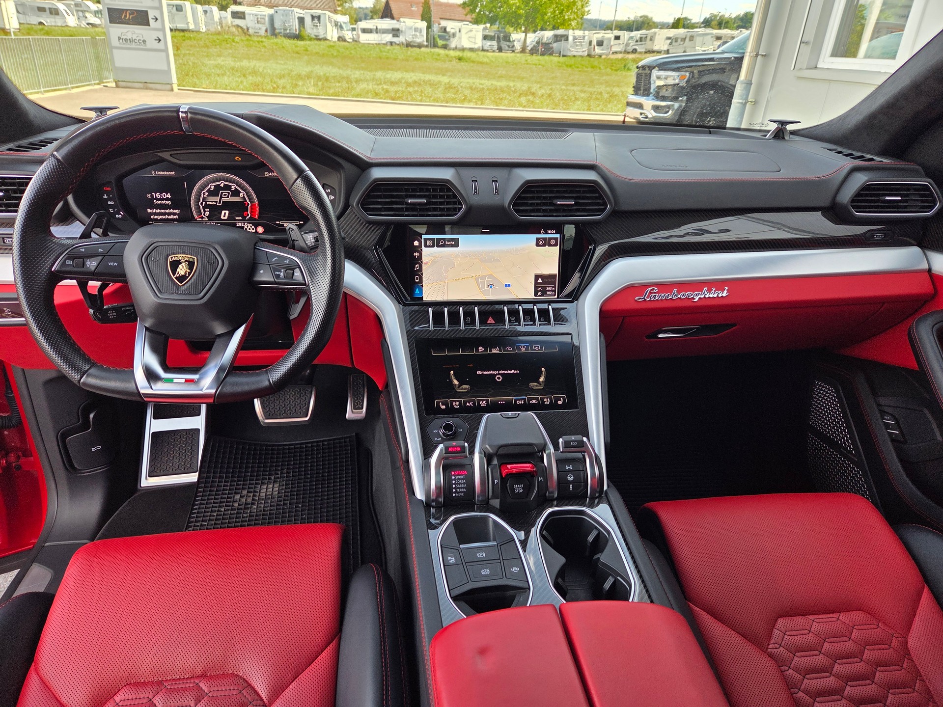 LAMBORGHINI Urus E-Gear-image-7