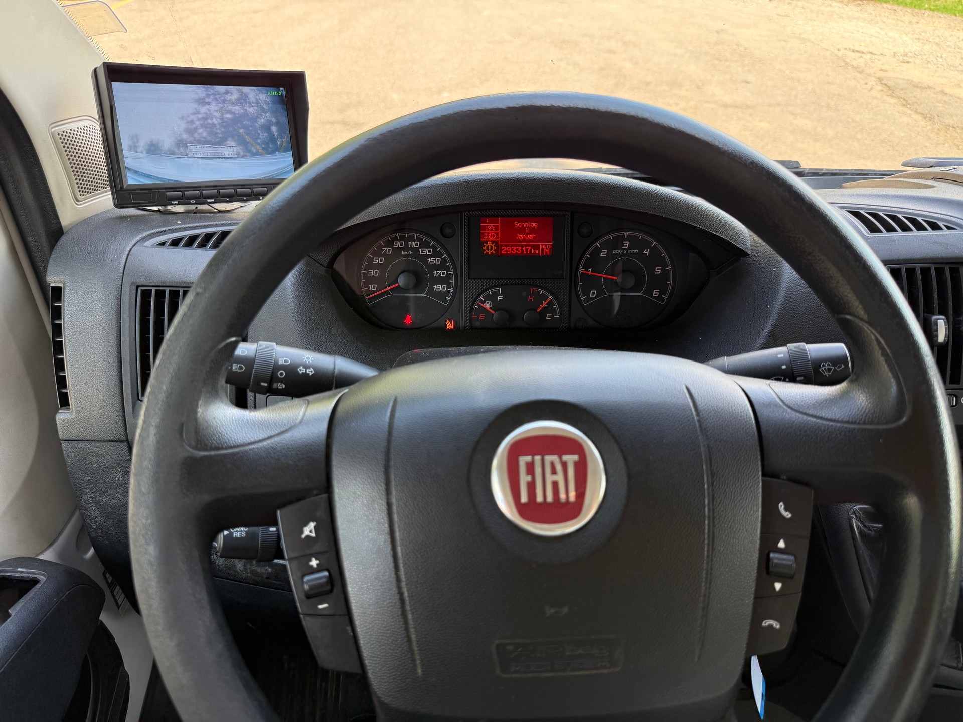 FIAT Ducato 35 2.3 MJ Comfort Matic Kuhler-image-12