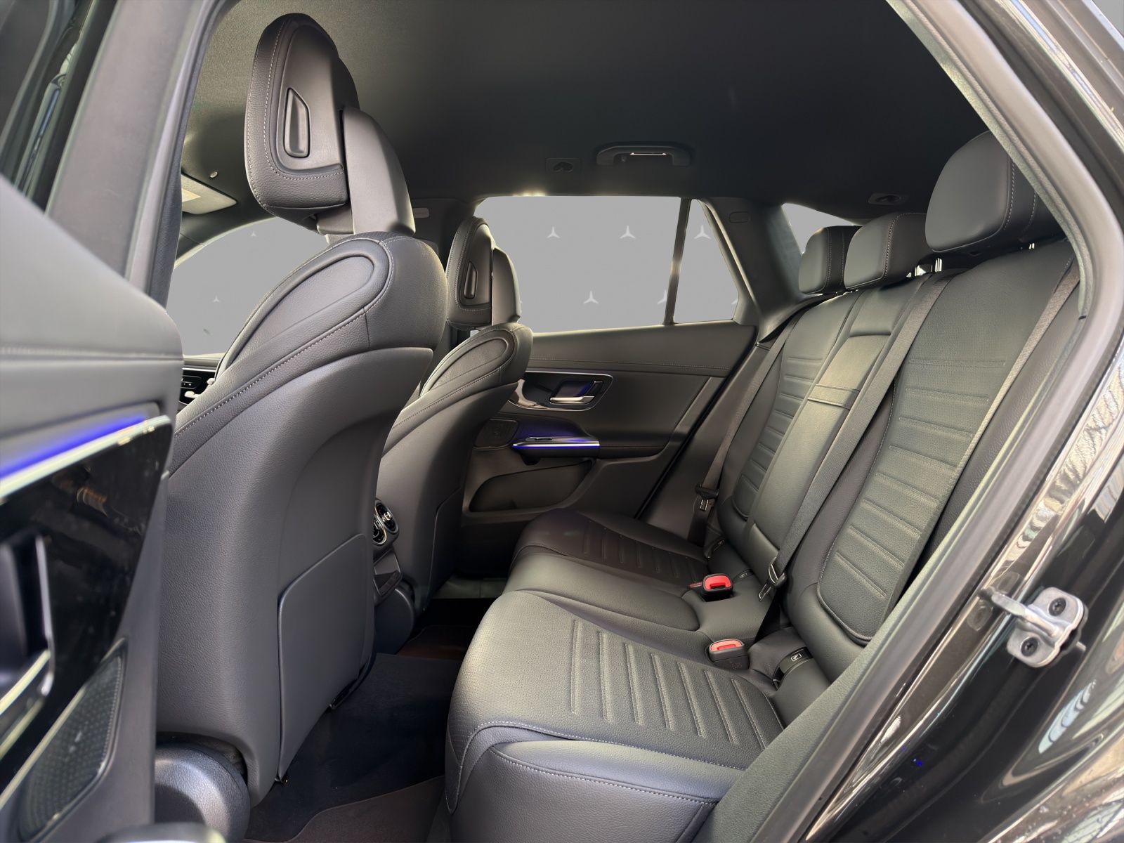 MERCEDES-BENZ GLC 220 d 4Matic 9G-Tronic-image-12