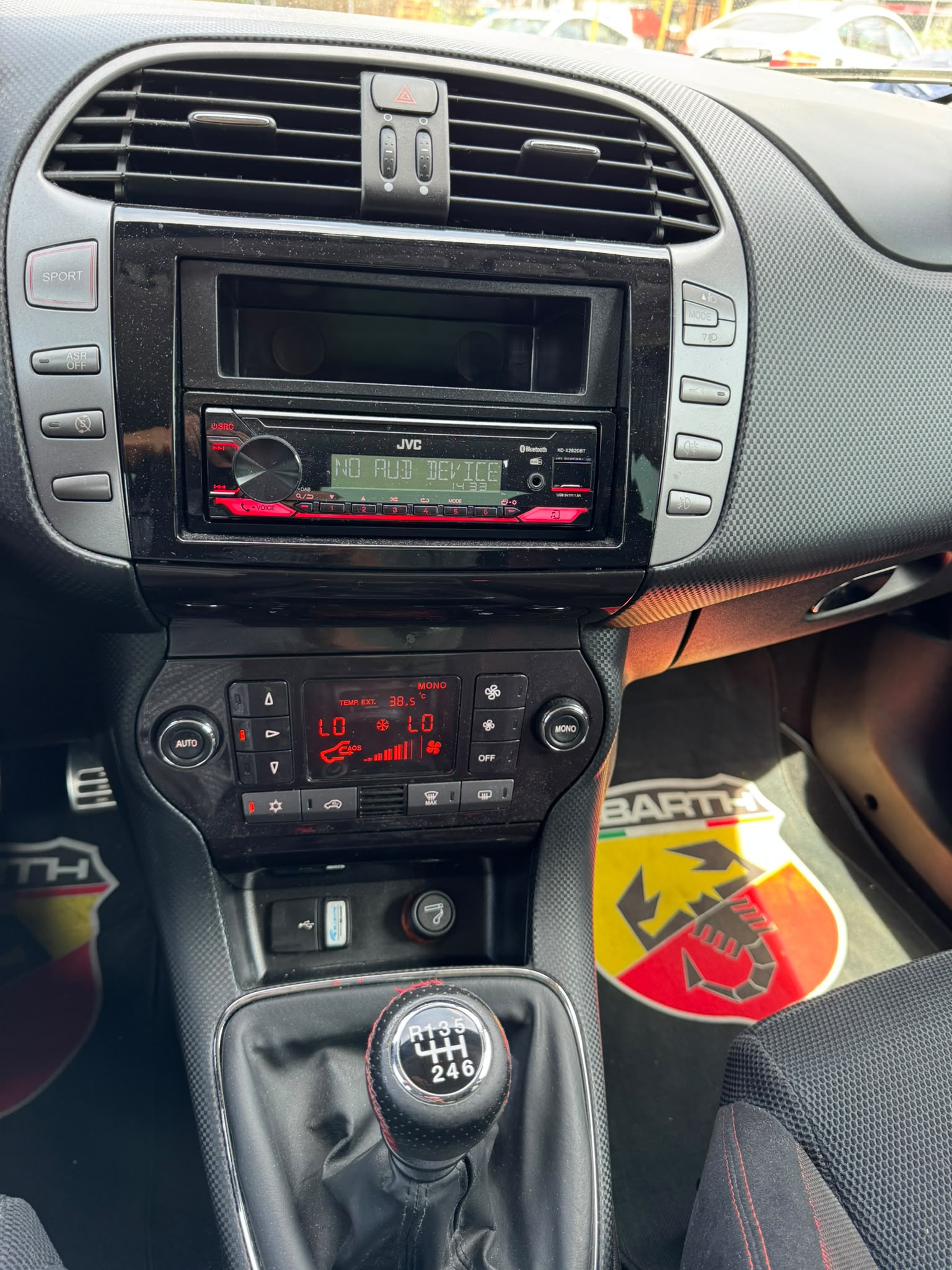 FIAT Bravo 1.4 16V Turbo Sport-image-14