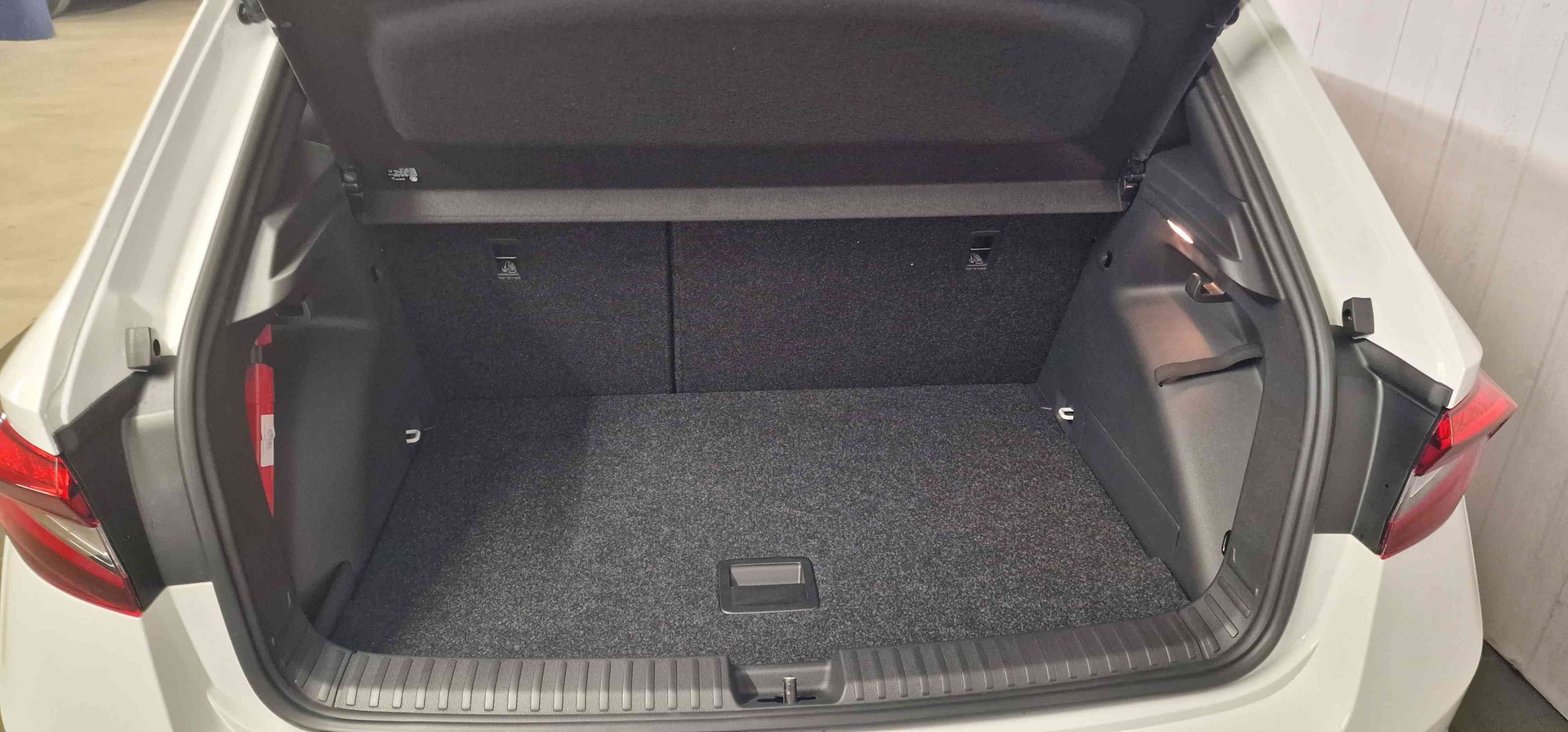 SKODA Fabia 1.5 TSI Motorsport DSG-image-17