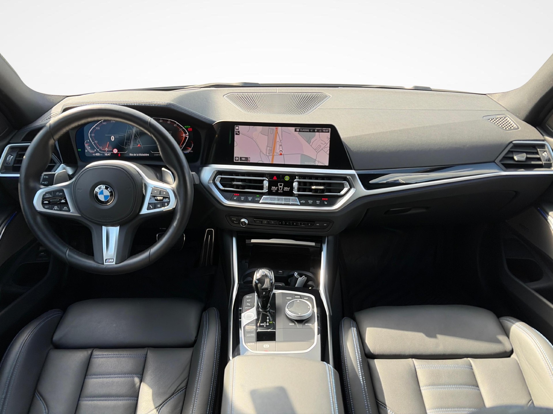 BMW 330i xDrive SAG M Sport-image-14