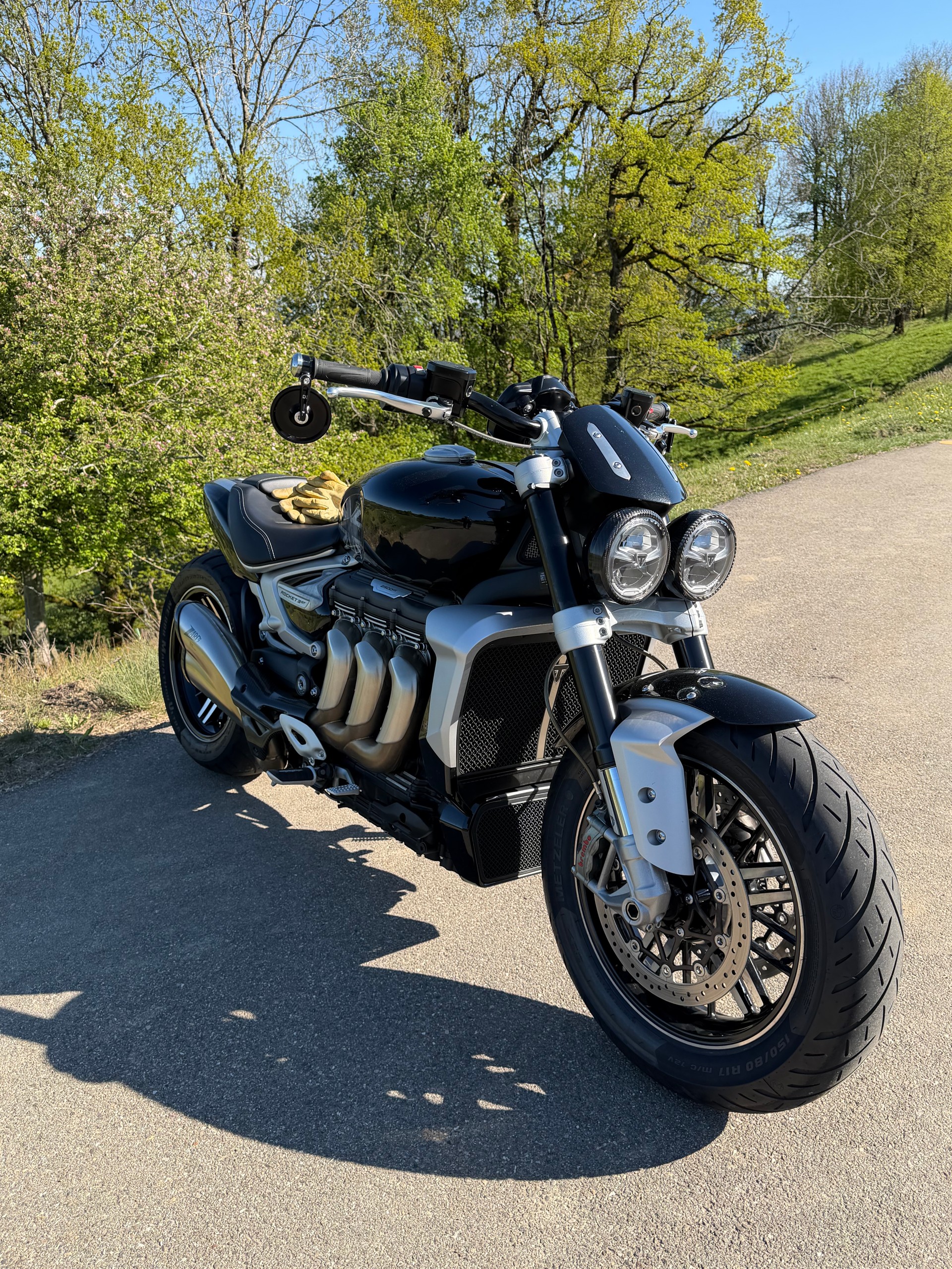 TRIUMPH Rocket 3 GT-image-3