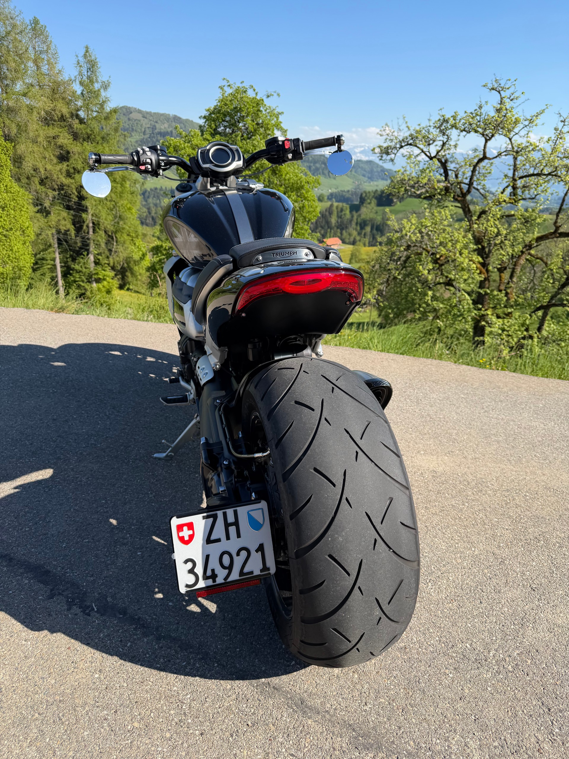 TRIUMPH Rocket 3 GT-image-1