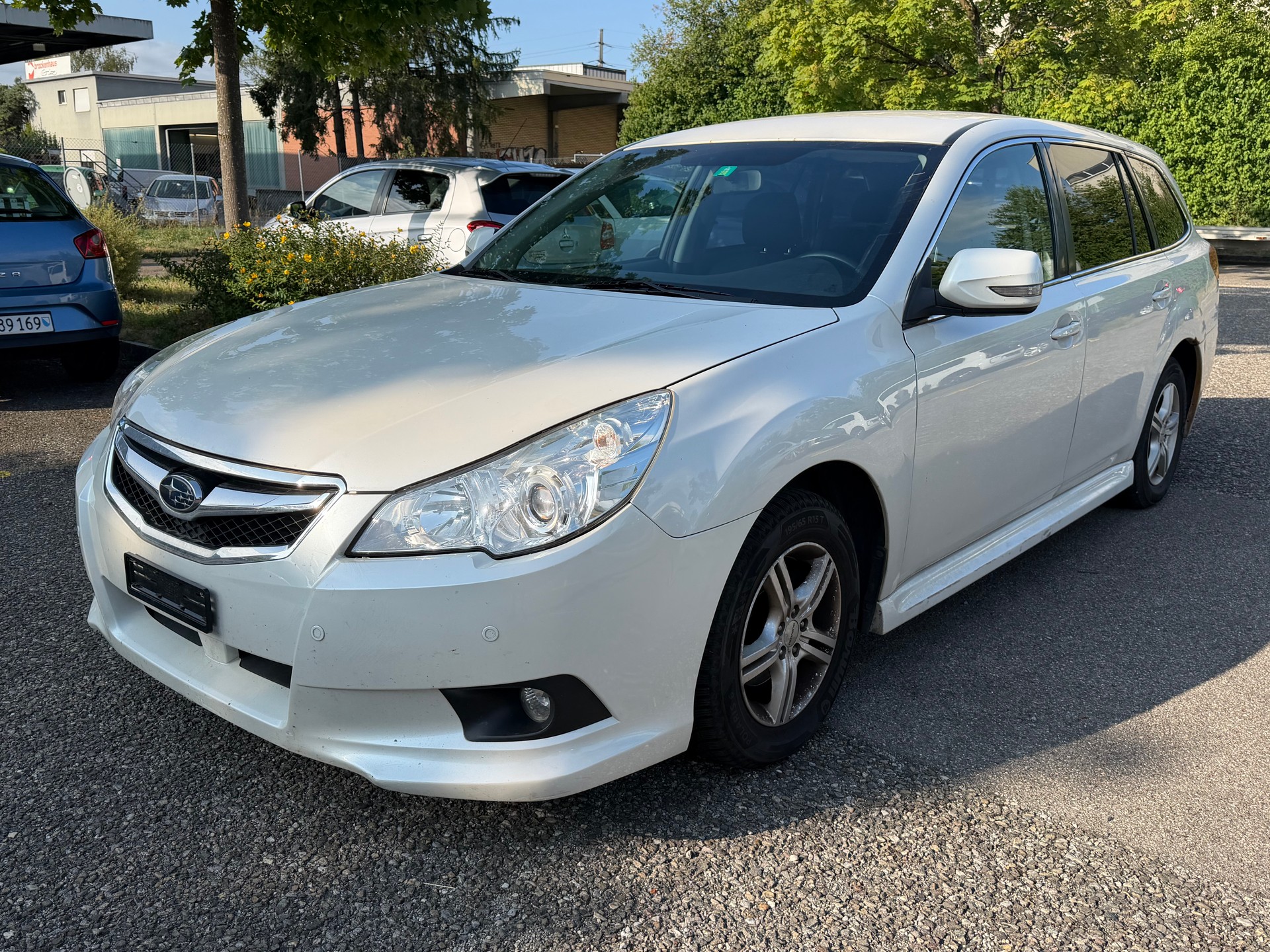 SUBARU Legacy 2.0i Swiss AWD