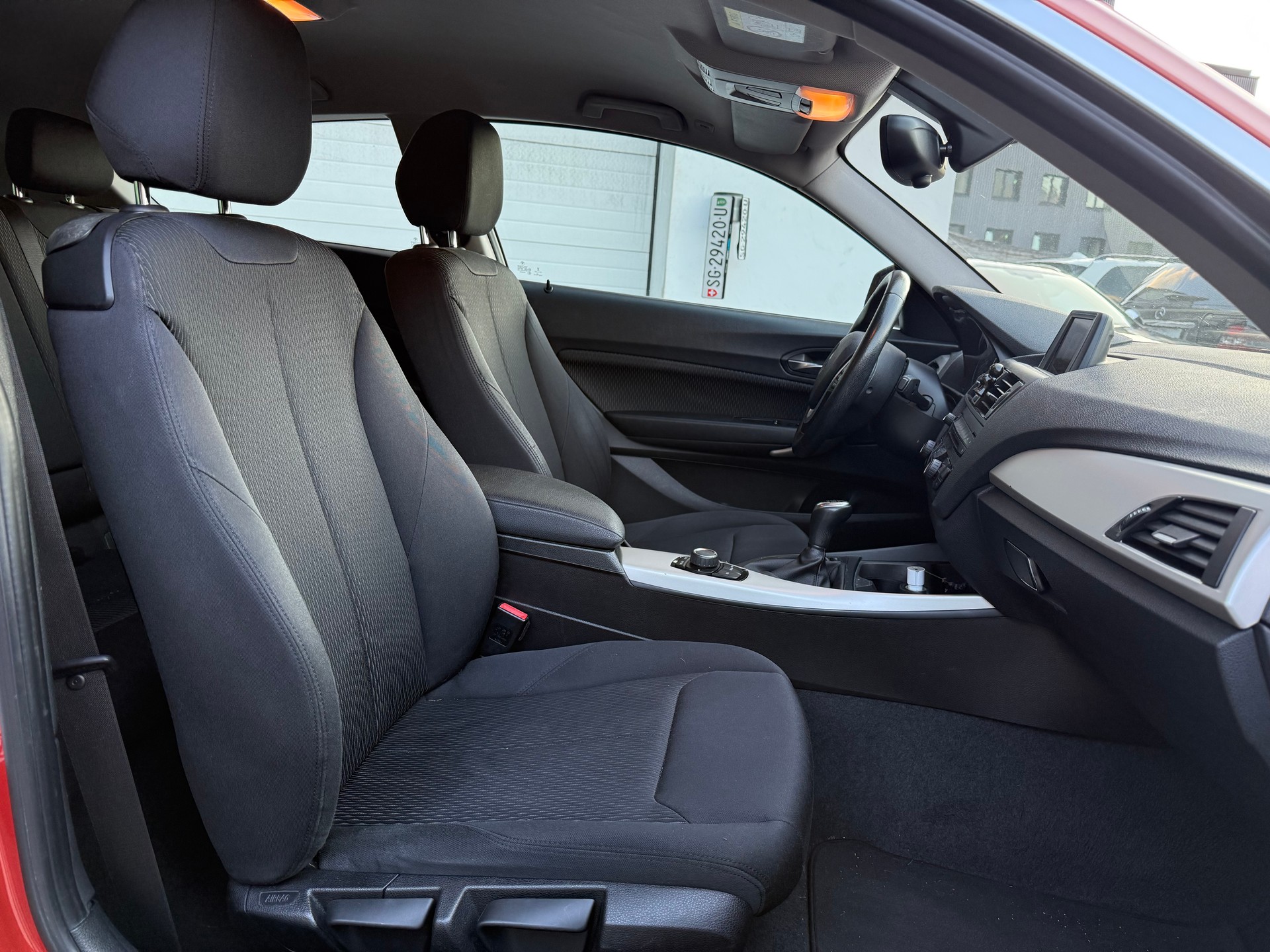 BMW 116i Sport Line-image-7