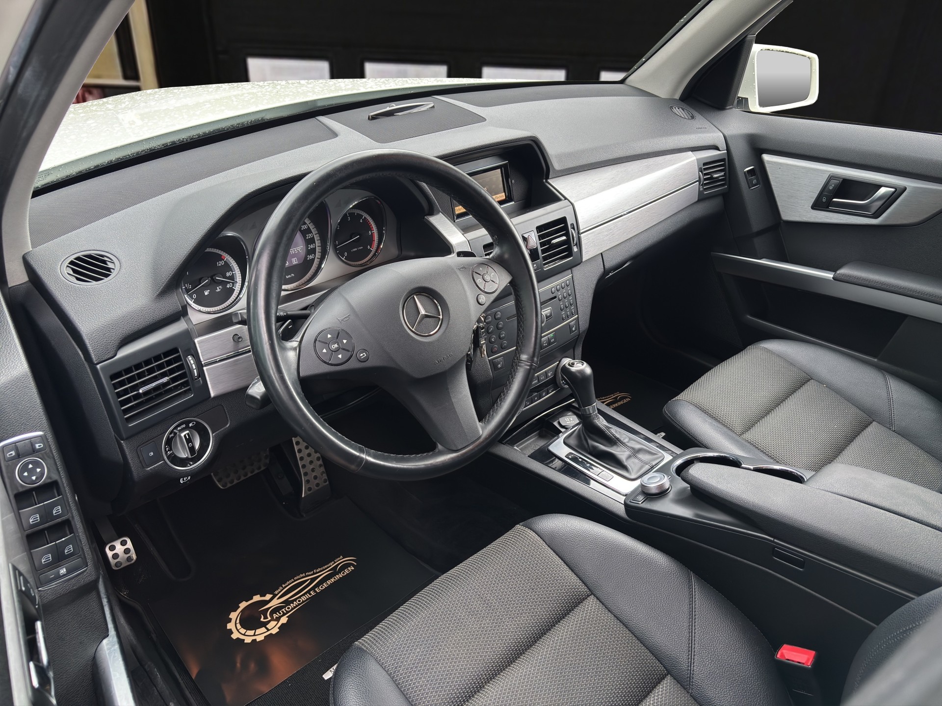 MERCEDES-BENZ GLK 250 CDI BlueEF 4matic-image-8
