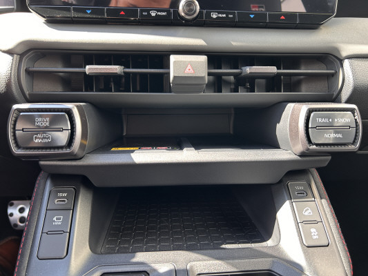 TOYOTA RAV-4 2.5PHEV GR SportAWD-image-11