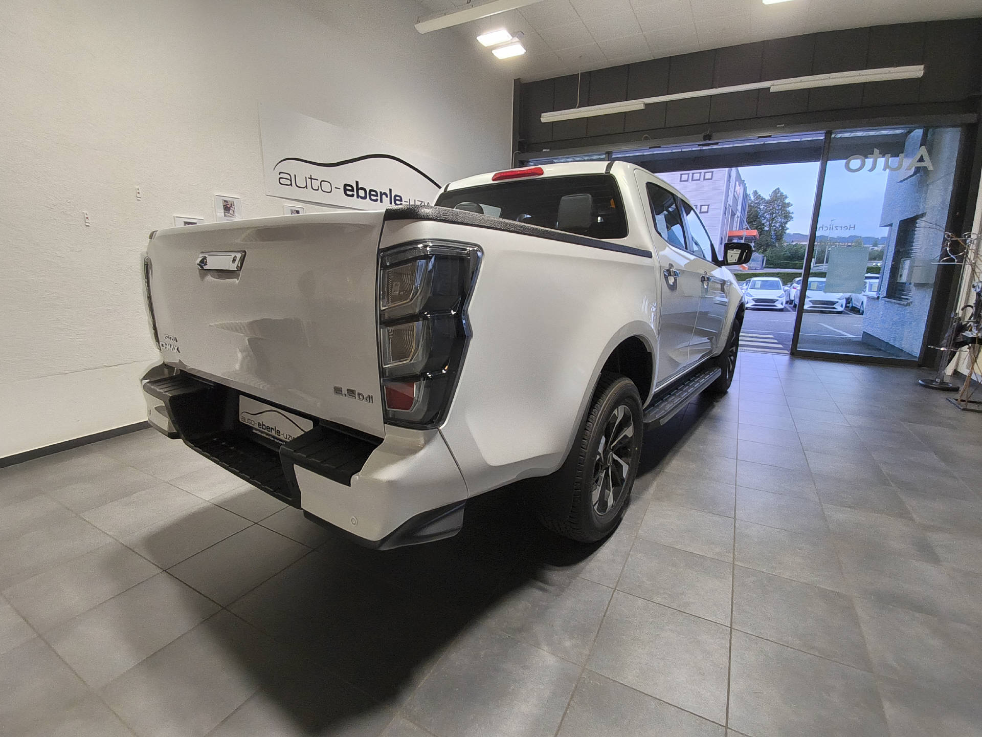 ISUZU D-Max Space Pick-up 2.2 DDi Prestige 4x4-image-9