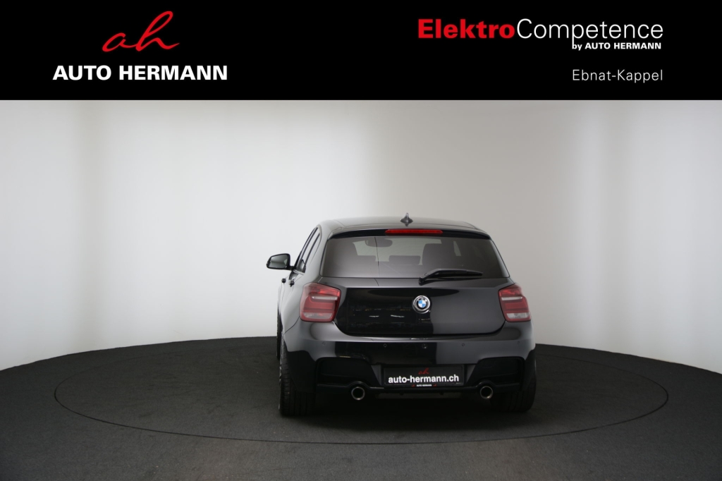 BMW M135i xDrive Steptronic-image-5
